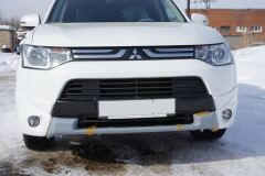 Накладка на передний бампер для Mitsubishi Outlender 3