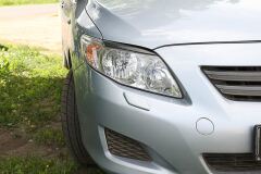 Накладки на передние фары (Реснички) Toyota Corolla SD 2007-2010