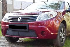 Защитная сетка и заглушка переднего бампера Renault Sandero 2009-2013