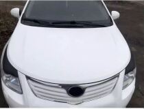 Реснички на фары для Toyota Avensis T270 2008-2011