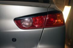 Накладки (реснички) на задние фонари Mitsubishi Lancer 10 2007-