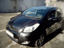 Реснички на фары для Toyota Vitz NCP90 2005-2010
