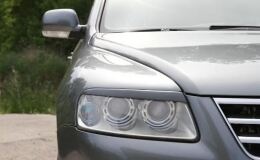 Реснички на фары для Volkswagen Touareg 2002-2006