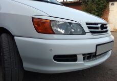 Реснички на фары для Toyota Ipsum SXM10 1996-2001