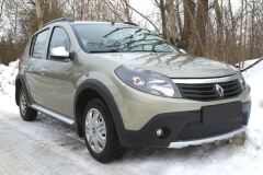 Зимняя заглушка решетки переднего бампера Renault Sandero Stepway 2009-2013 