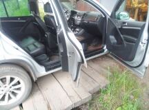 Накладки на внутренние пороги дверей Volkswagen Tiguan 2007-2015