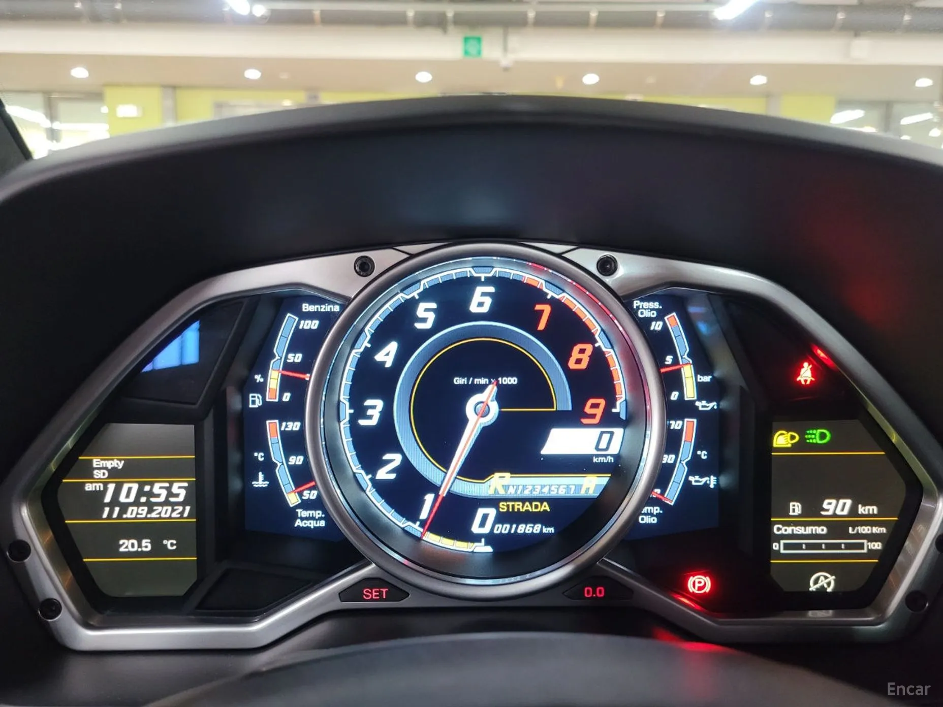 Lamborghini Aventador превью 8