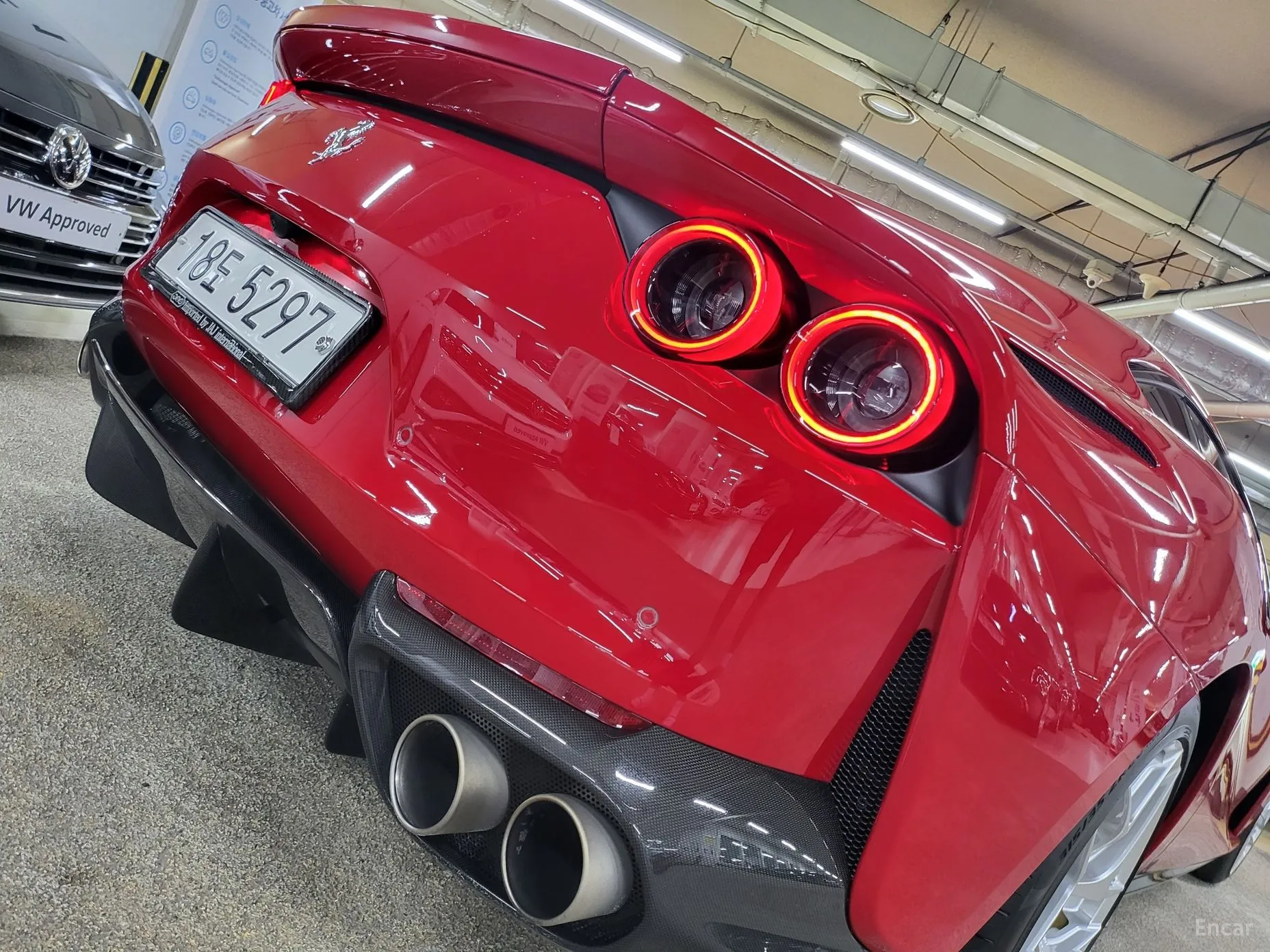 Ferrari 812 Superfast превью 9
