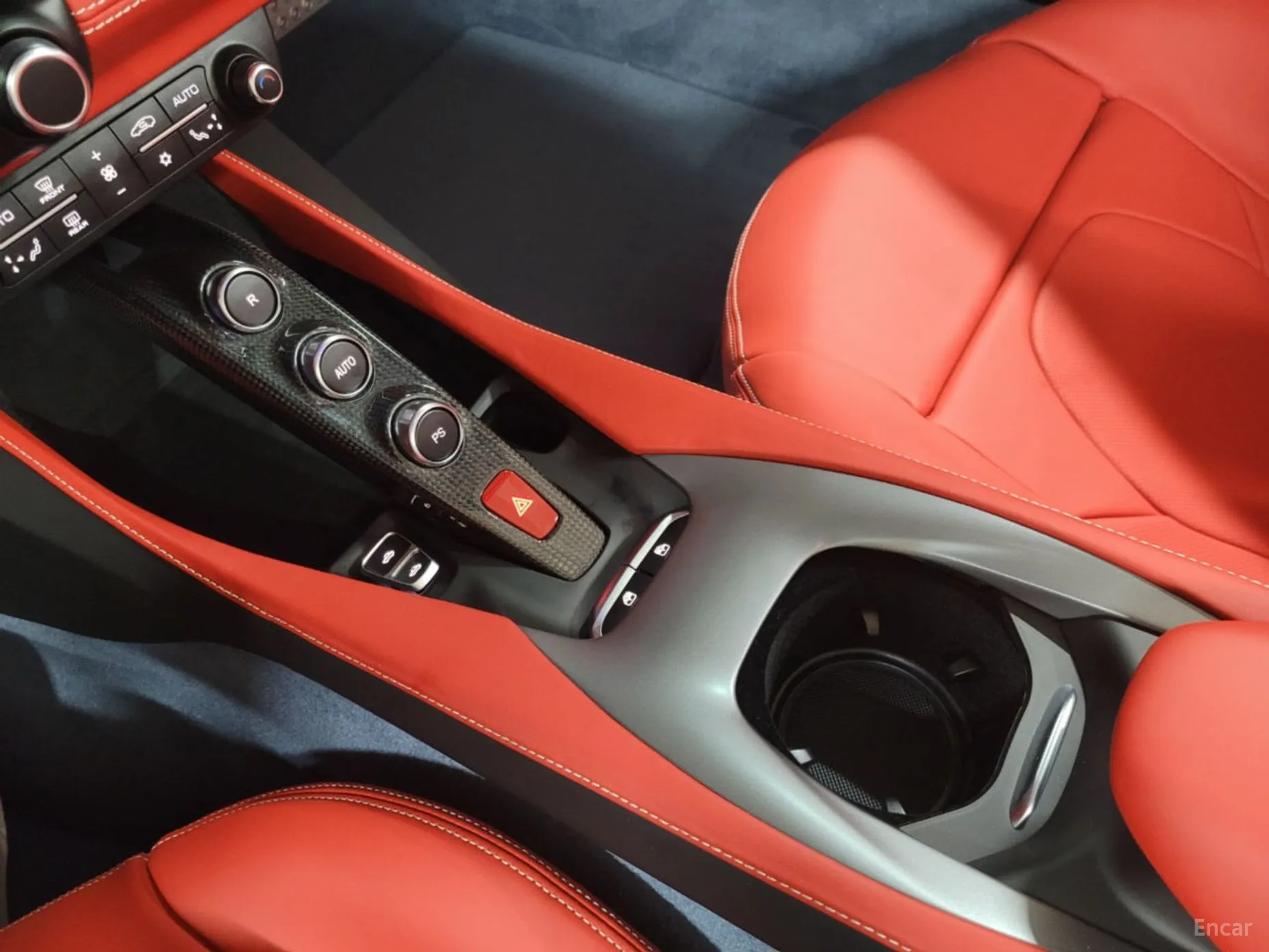 Ferrari Portofino превью 14