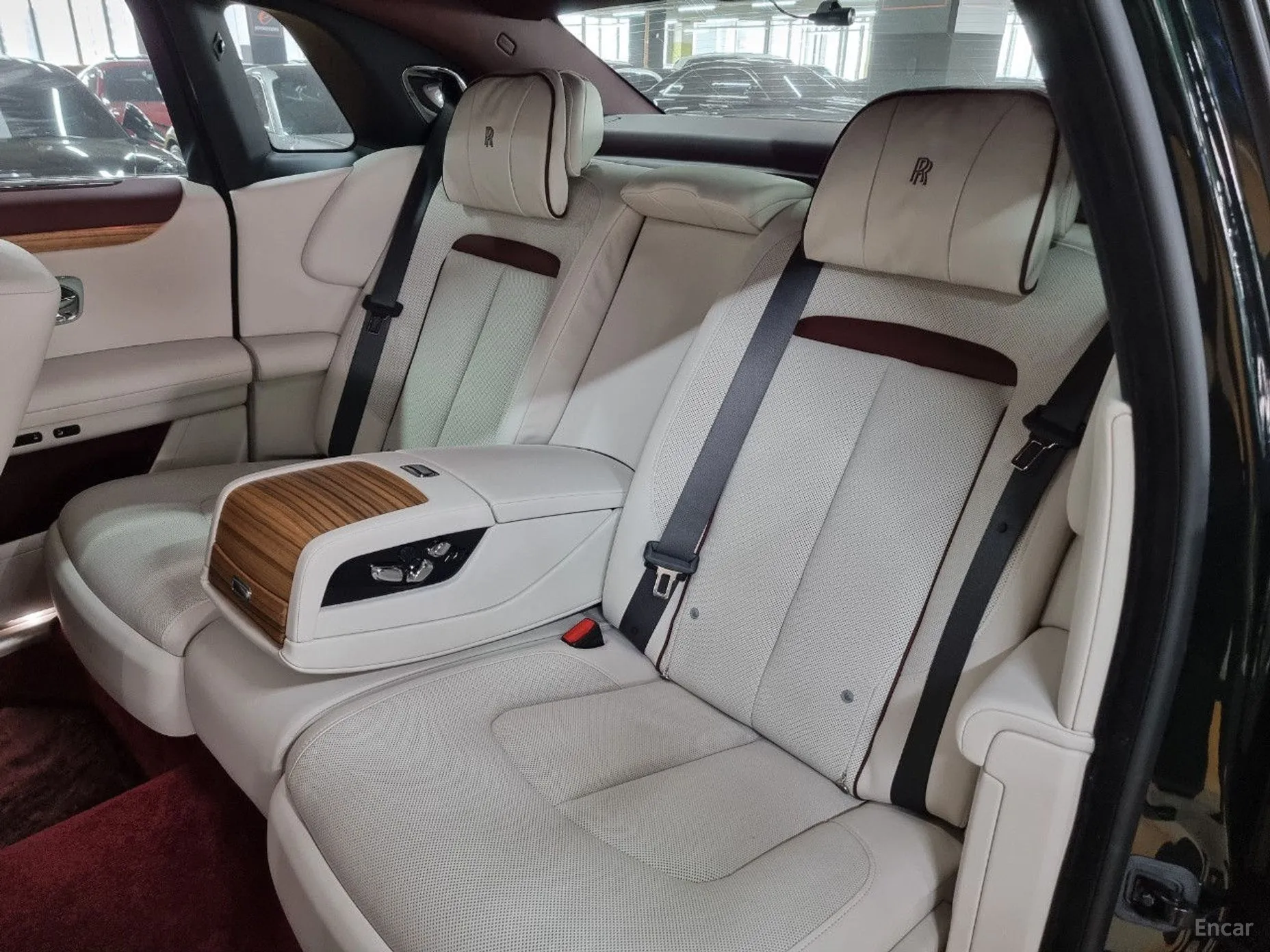 Rolls-Royce Ghost 2nd Generation превью 12