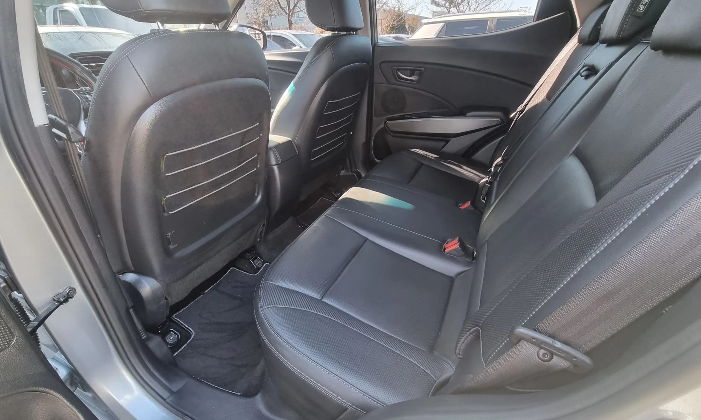 KG Mobility (SsangYong) Berry New Tivoli превью 16