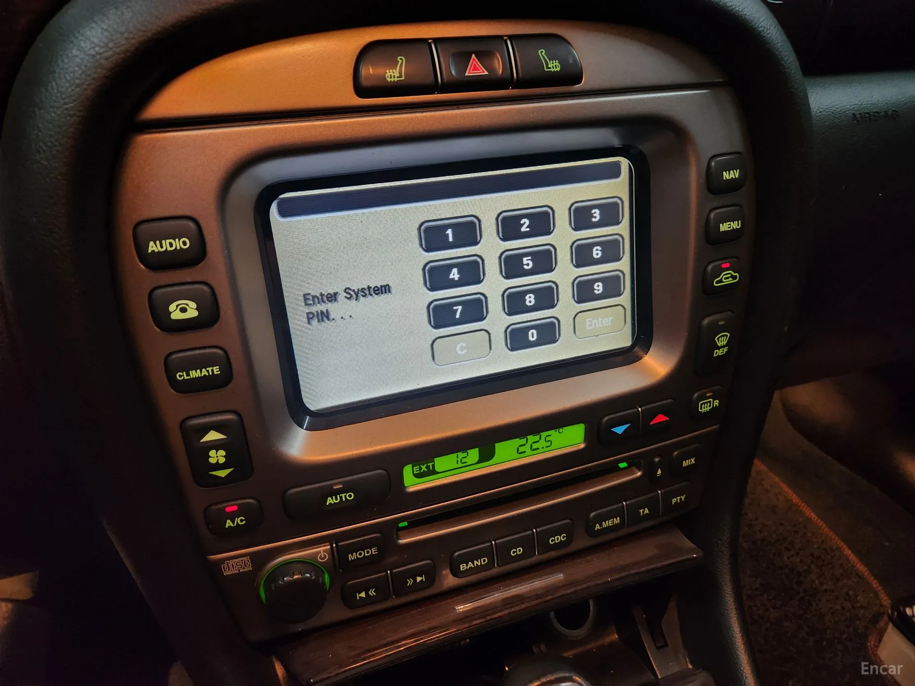 Jaguar X-type превью 13