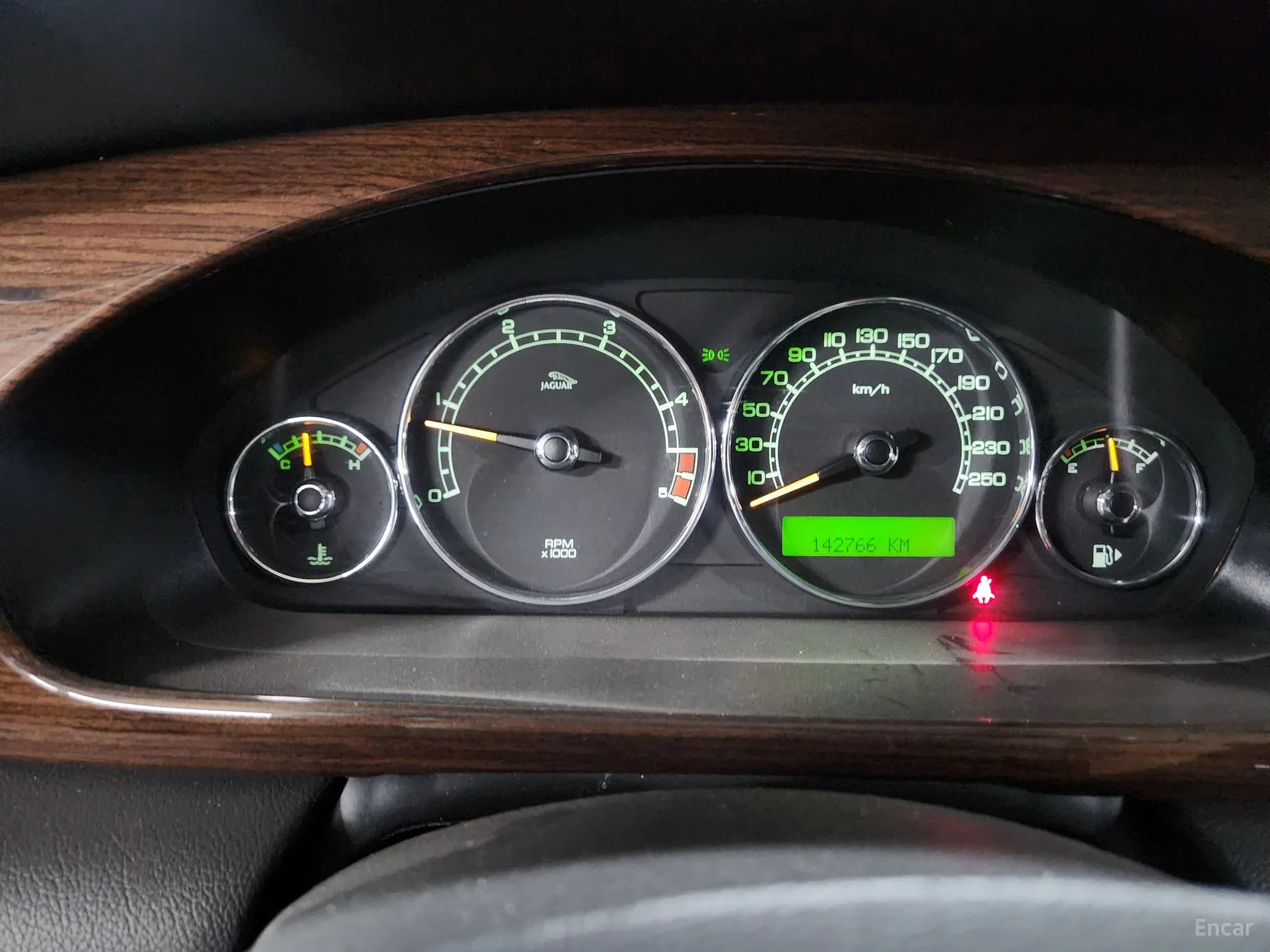 Jaguar X-type превью 9