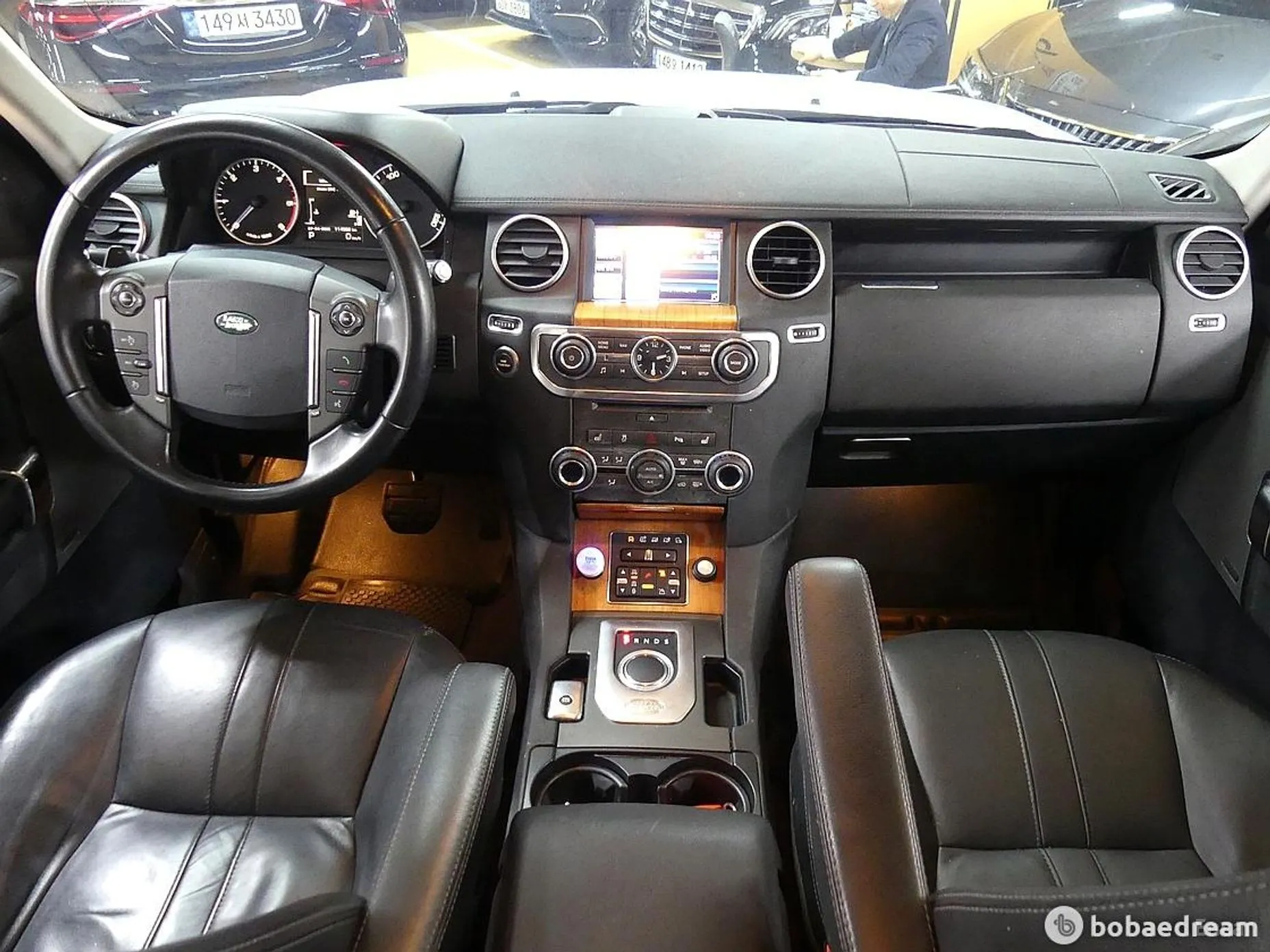 Land Rover Discovery 4 превью 3