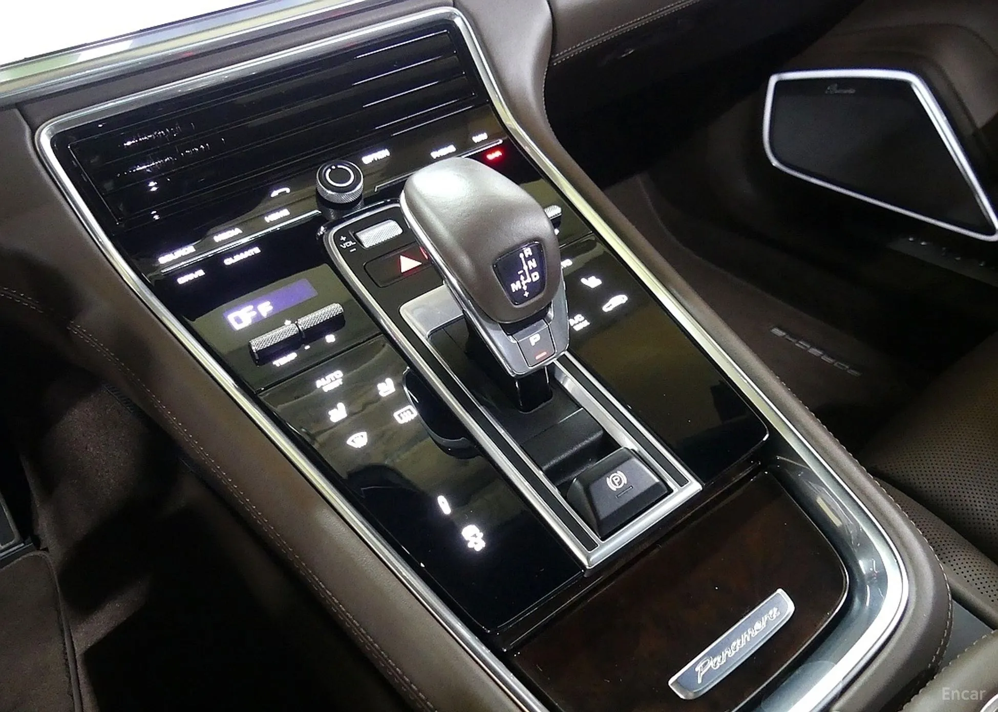 Porsche Panamera (971) превью 4