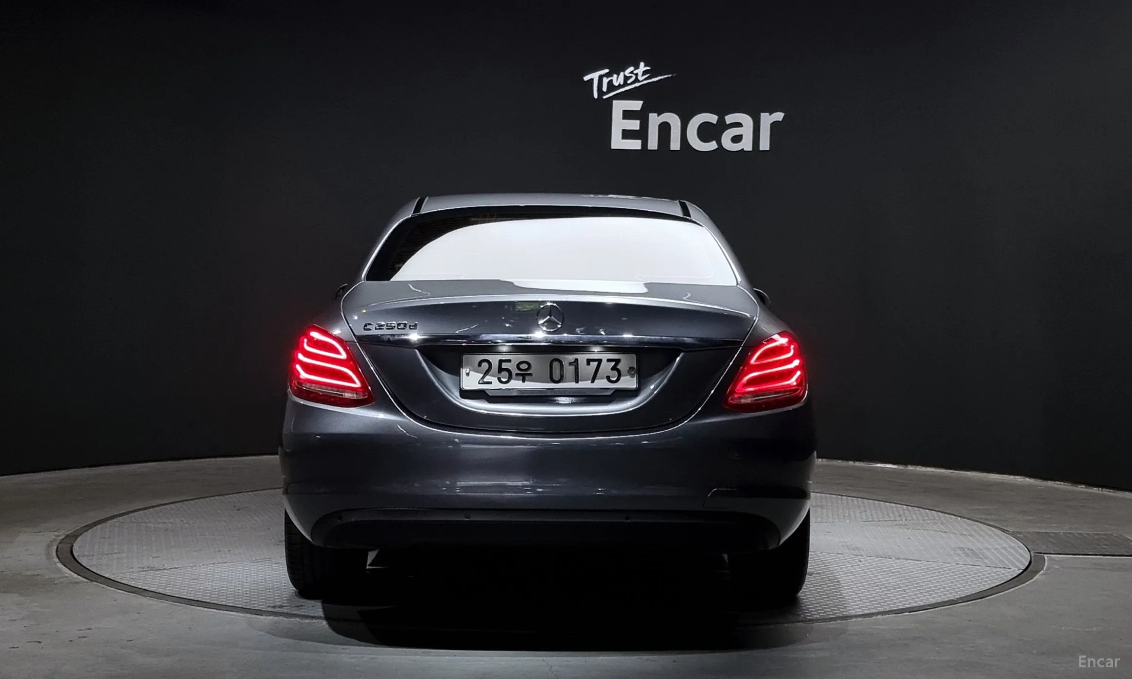 Mercedes Benz C-Class W205 превью 3