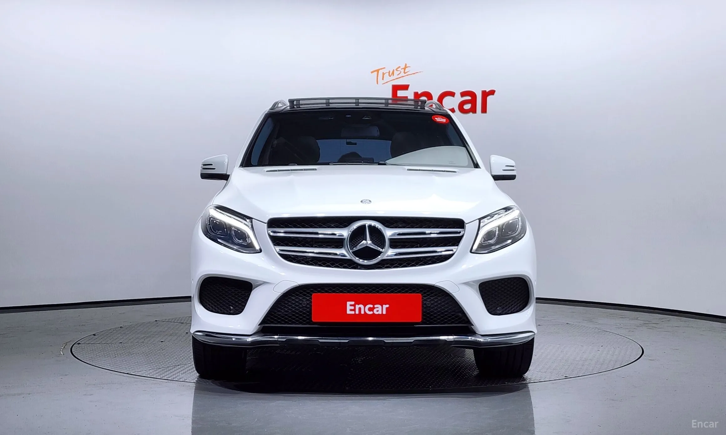 Mercedes Benz GLE-Class W166