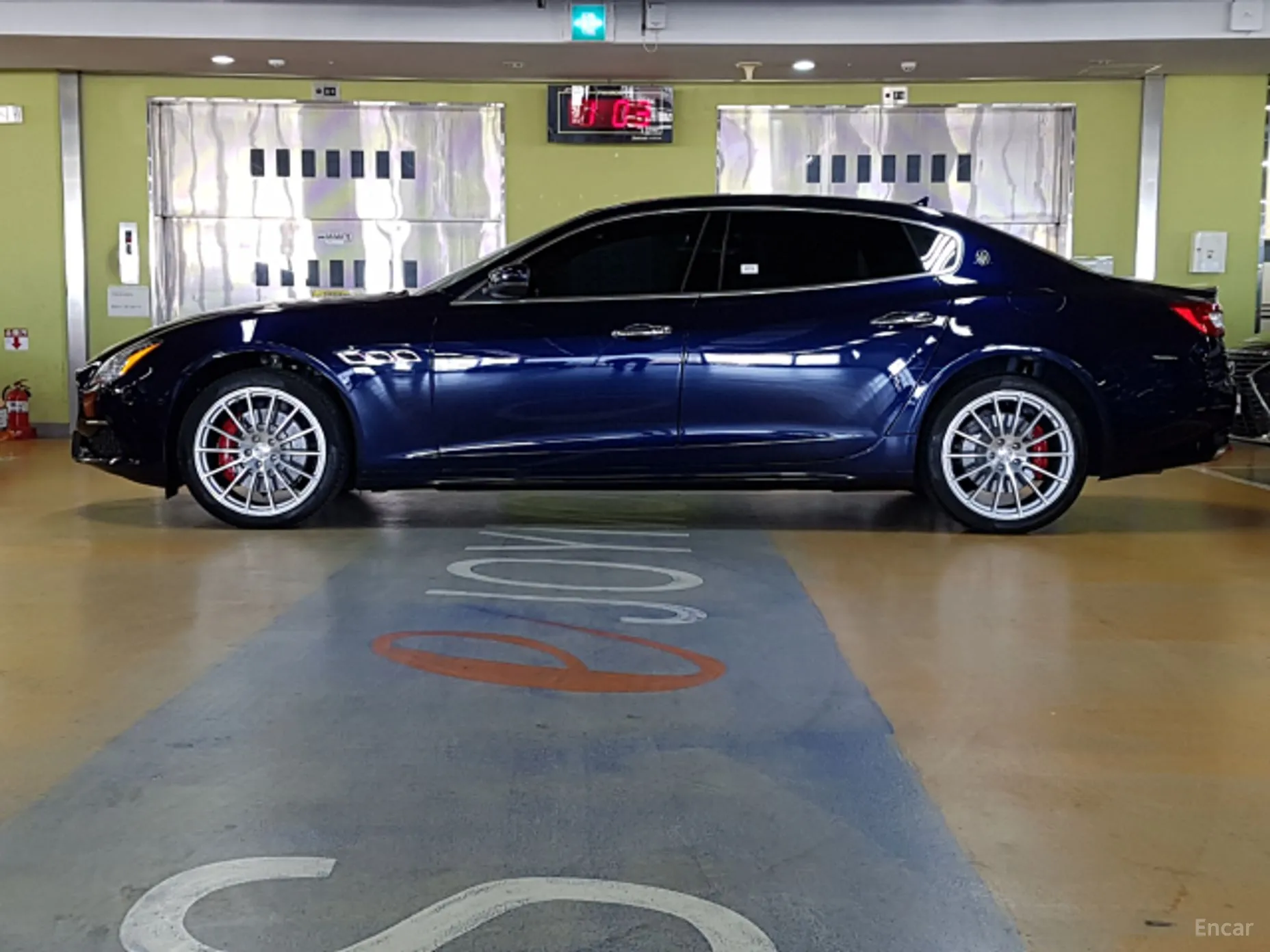 Maserati Quattroporte превью 2