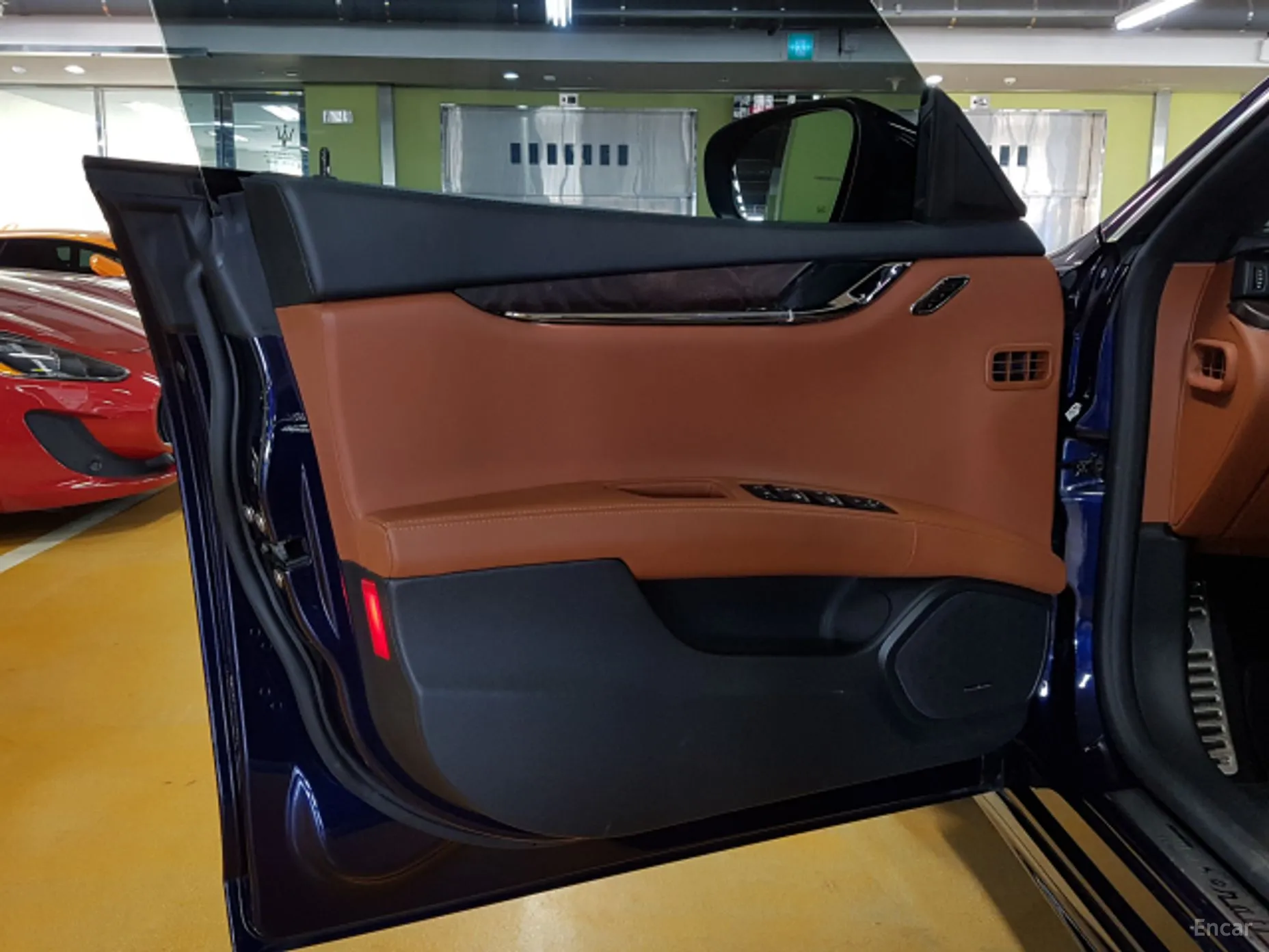 Maserati Quattroporte превью 7