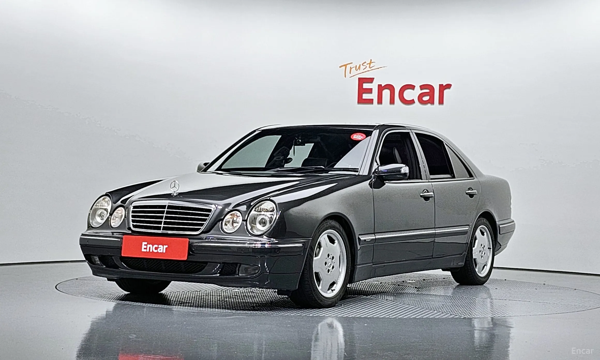 Mercedes Benz E-Class W210