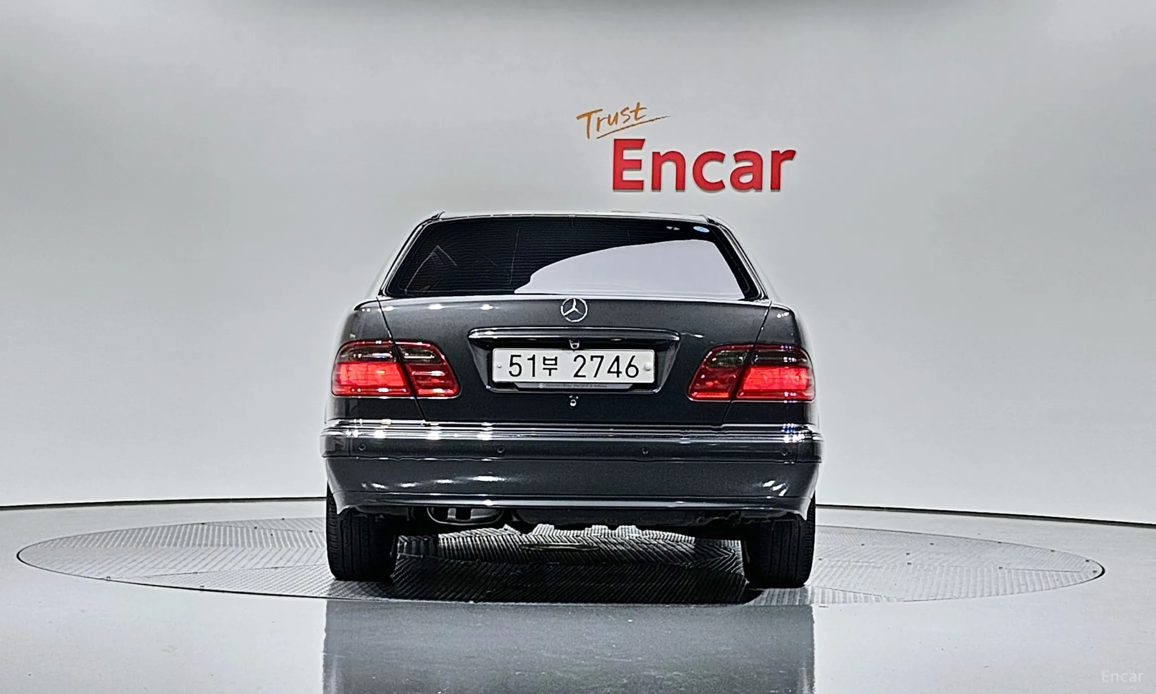Mercedes Benz E-Class W210 превью 3