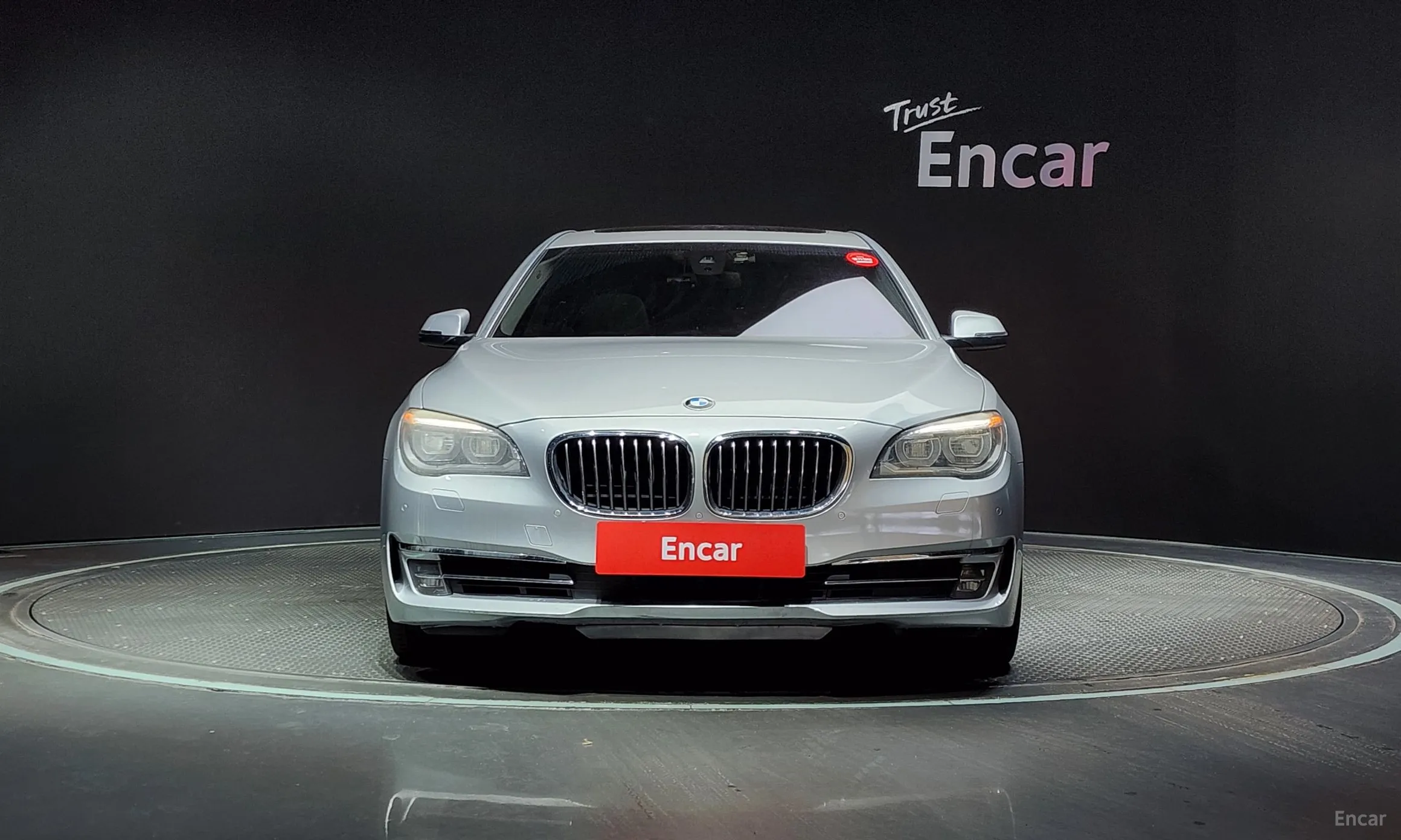 BMW 7 Series (F01) превью 2