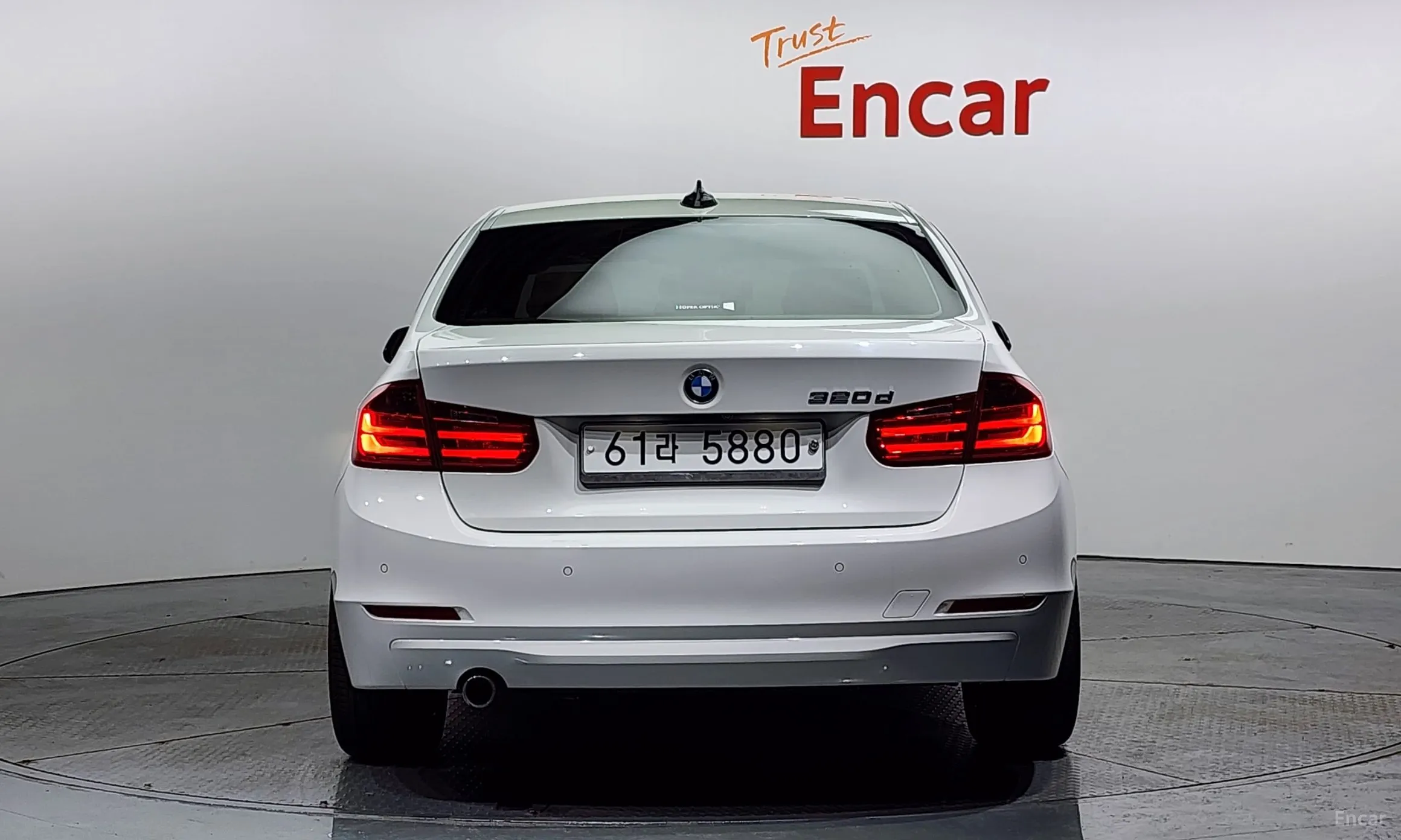BMW 3 Series (F30) превью 3