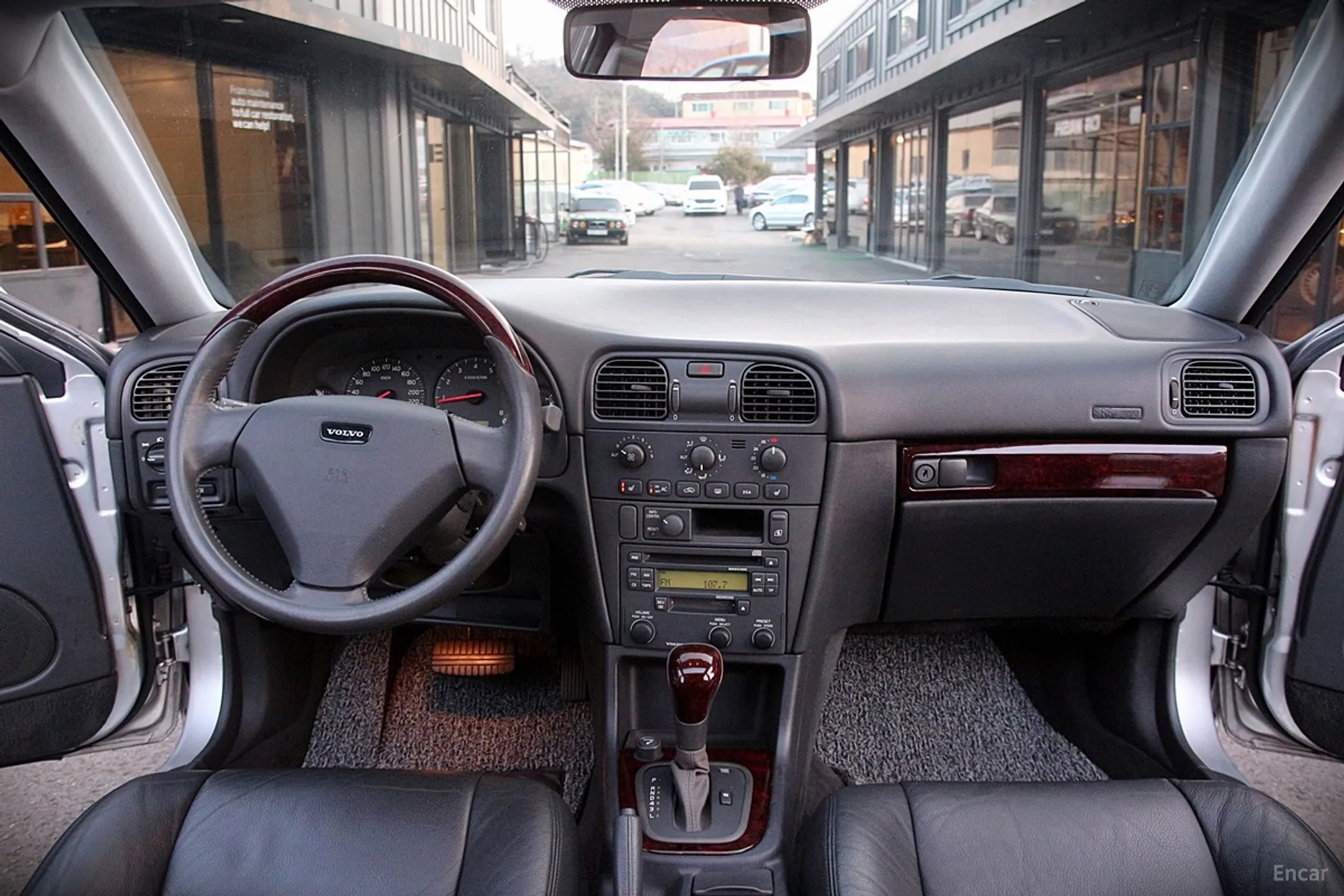 Volvo S40 превью 14