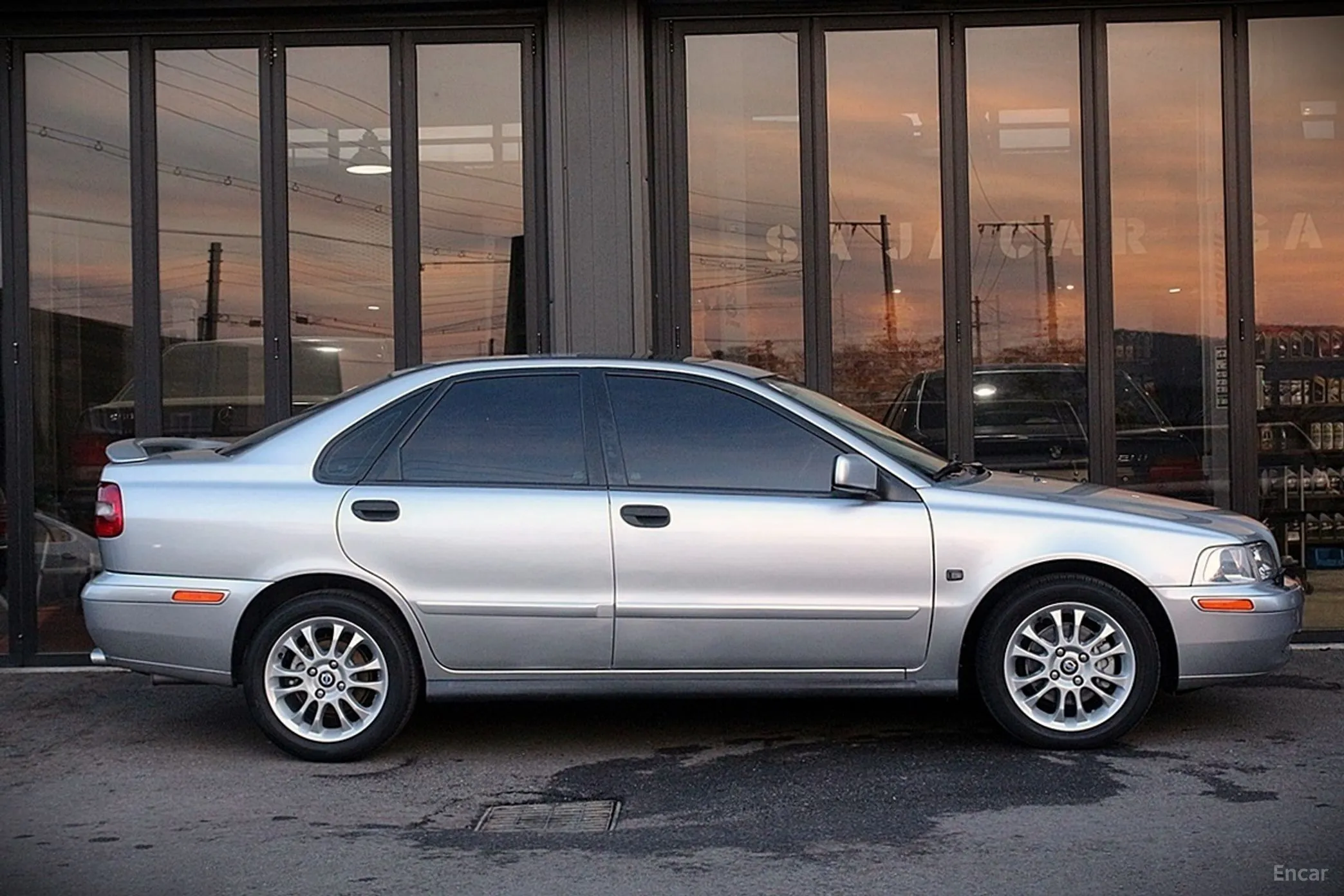 Volvo S40 превью 9