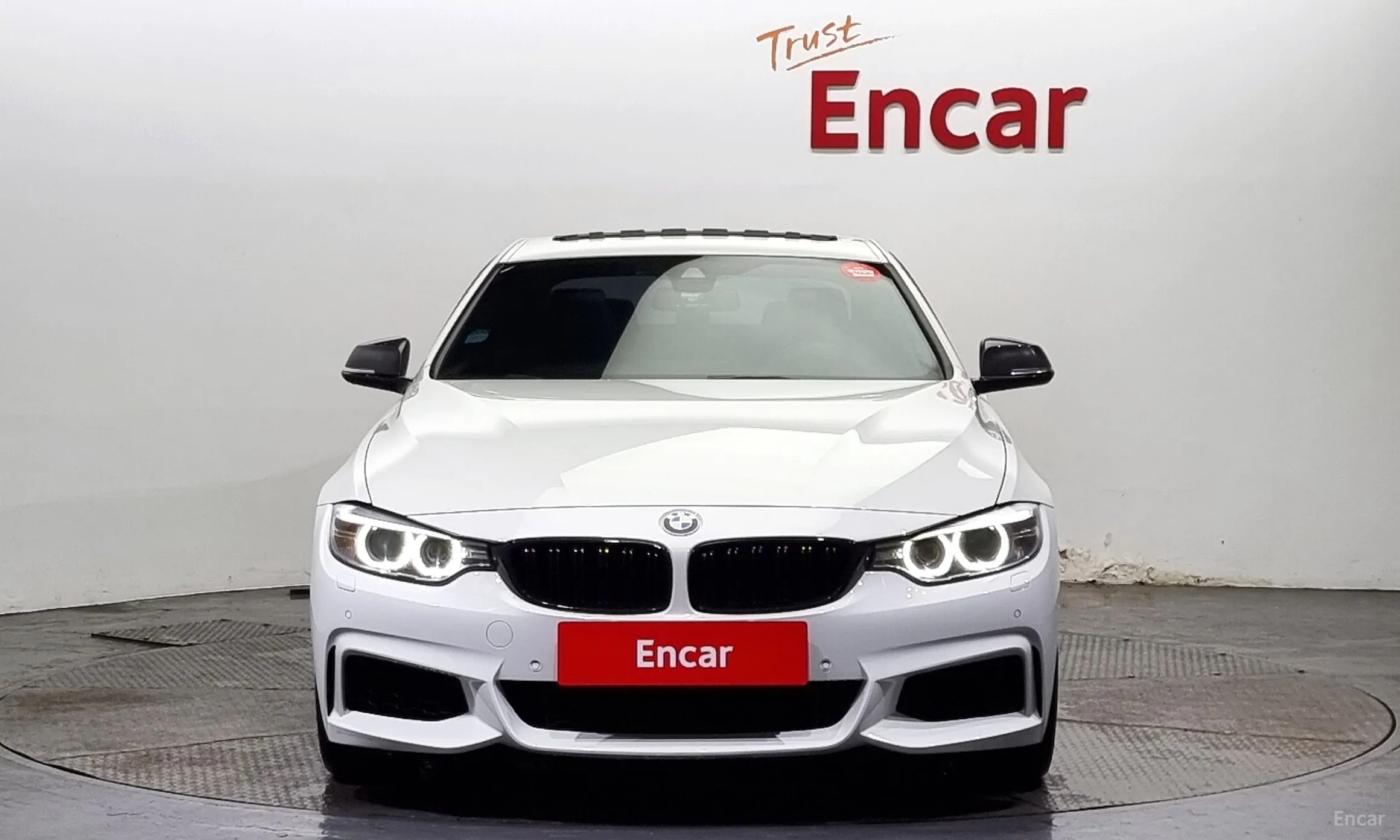 BMW Series 4 (F32) превью 2