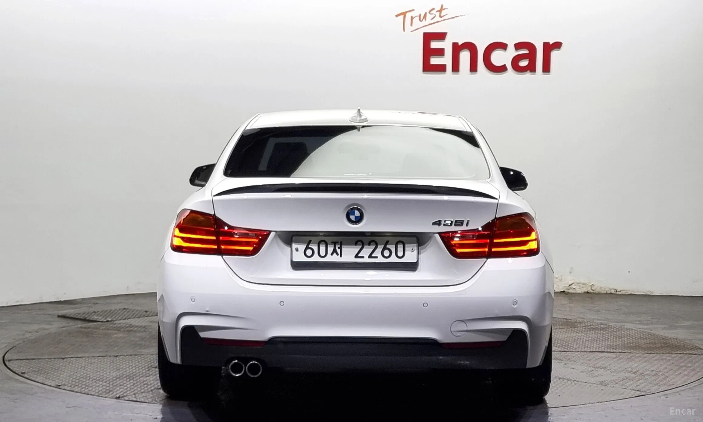 BMW Series 4 (F32) превью 3