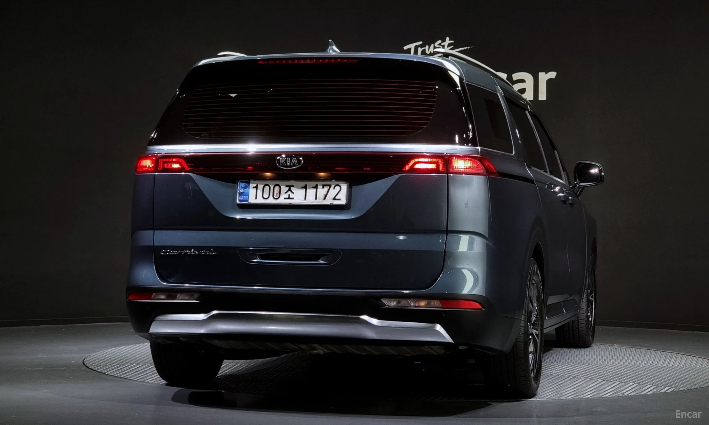 Kia Carnival Gen 4 превью 3