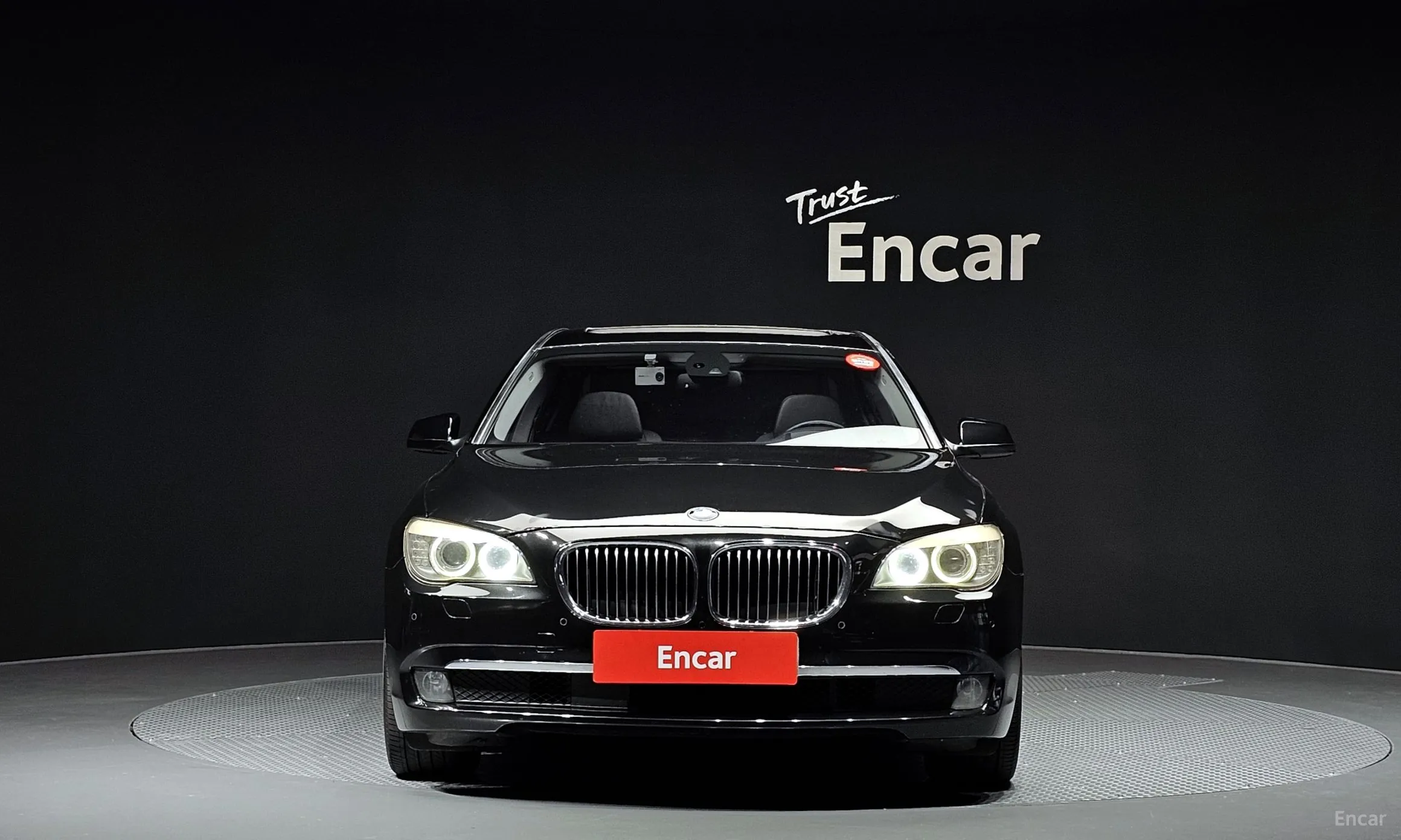 BMW 7 Series (F01) превью 2