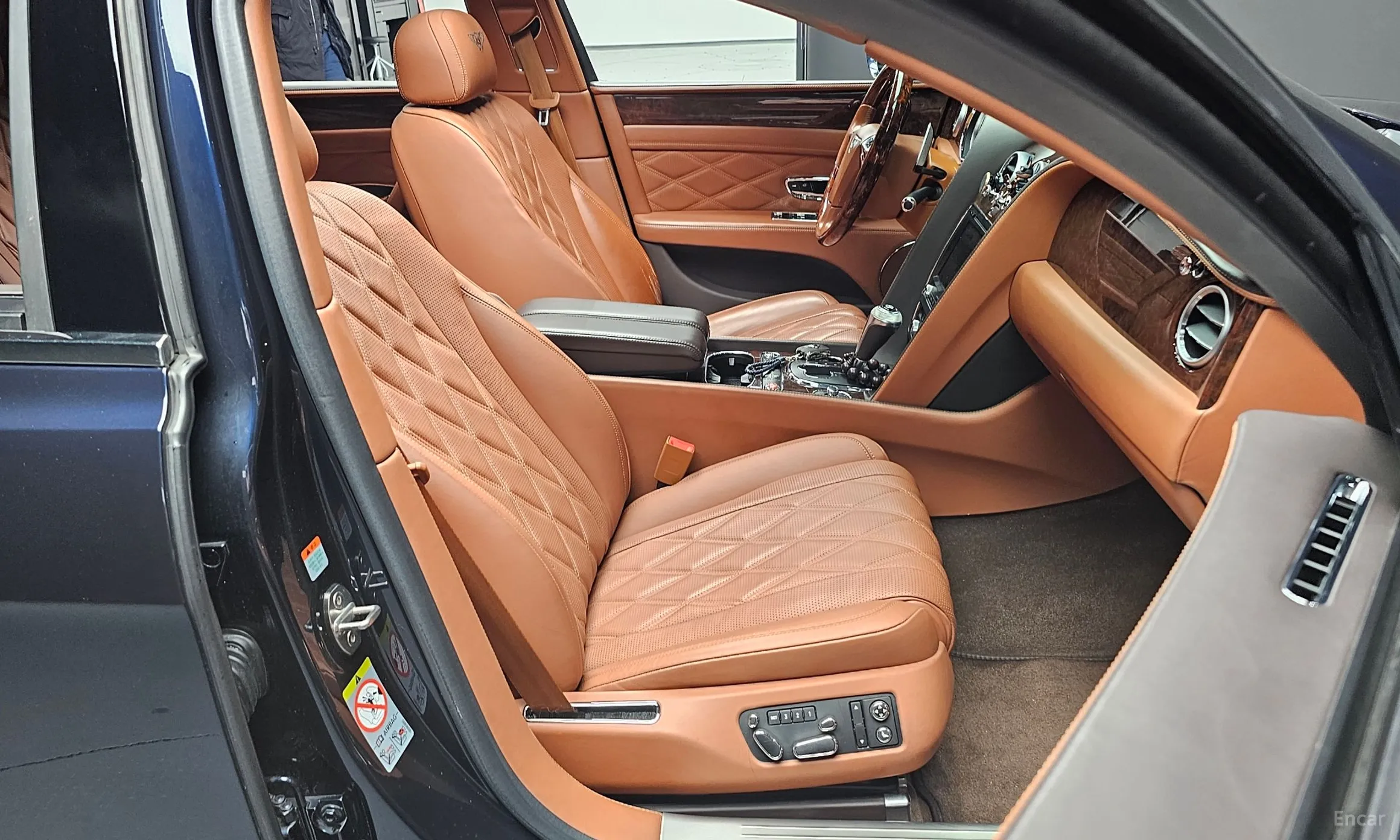 Bentley Flying Spur 2nd Generation превью 10