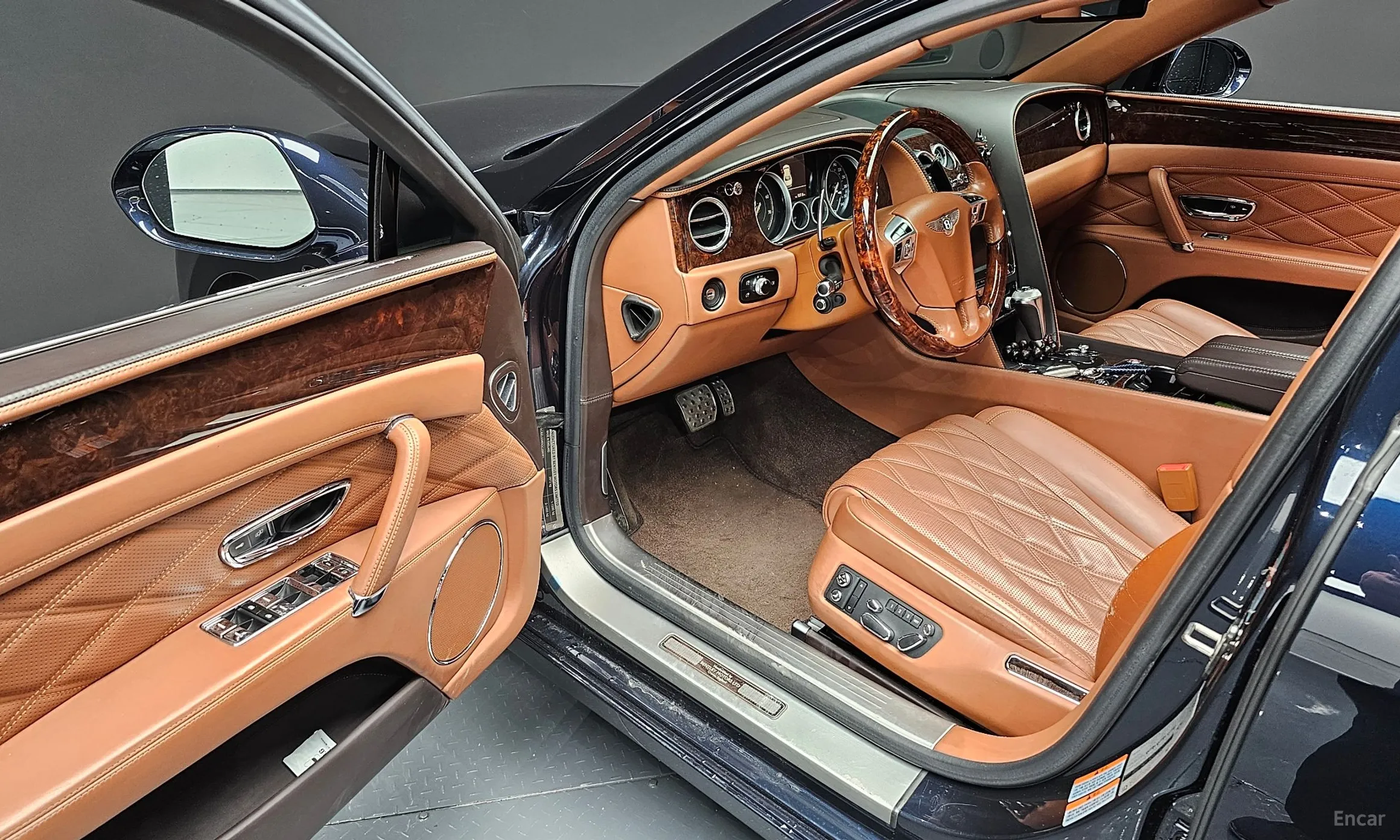Bentley Flying Spur 2nd Generation превью 11