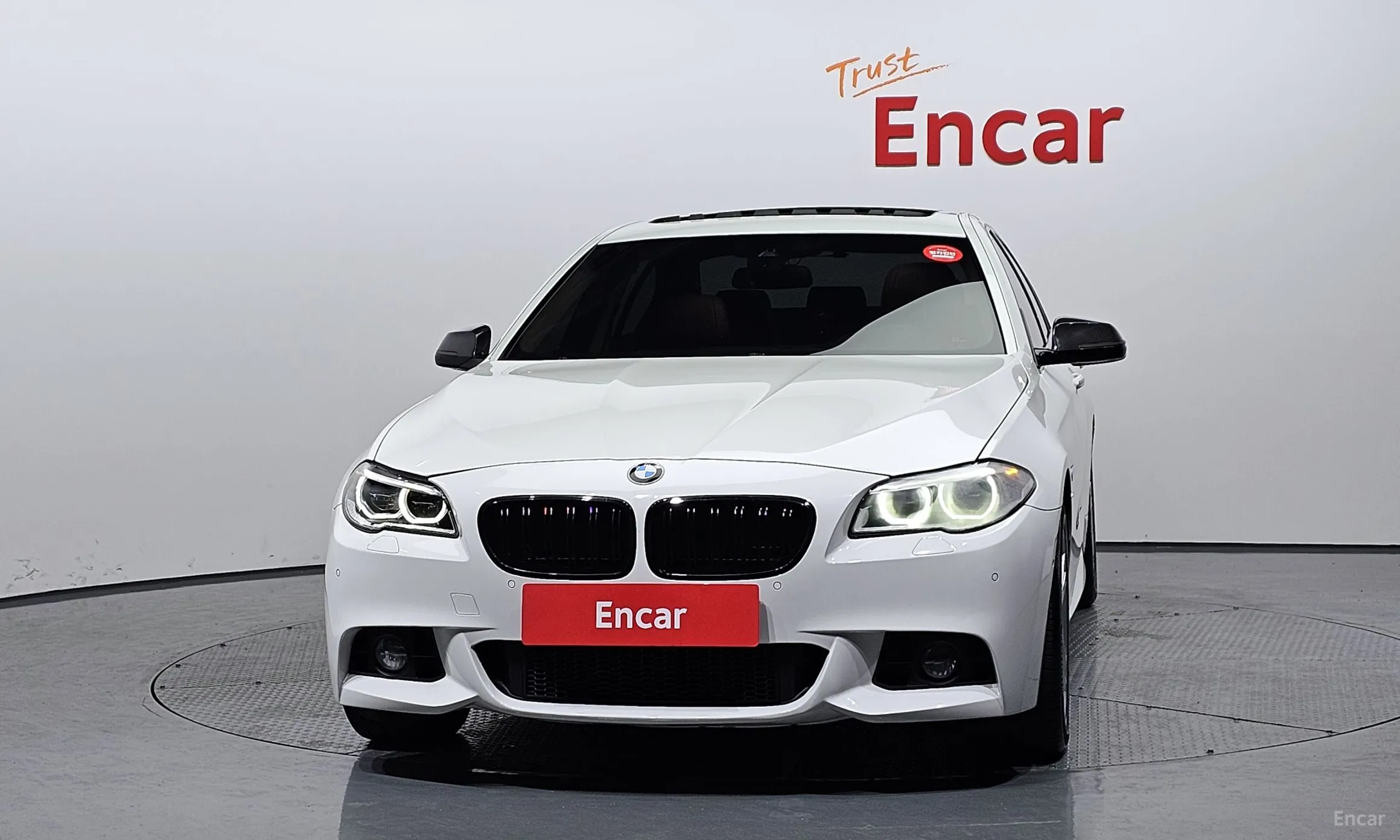 BMW 5 Series (F10) превью 2