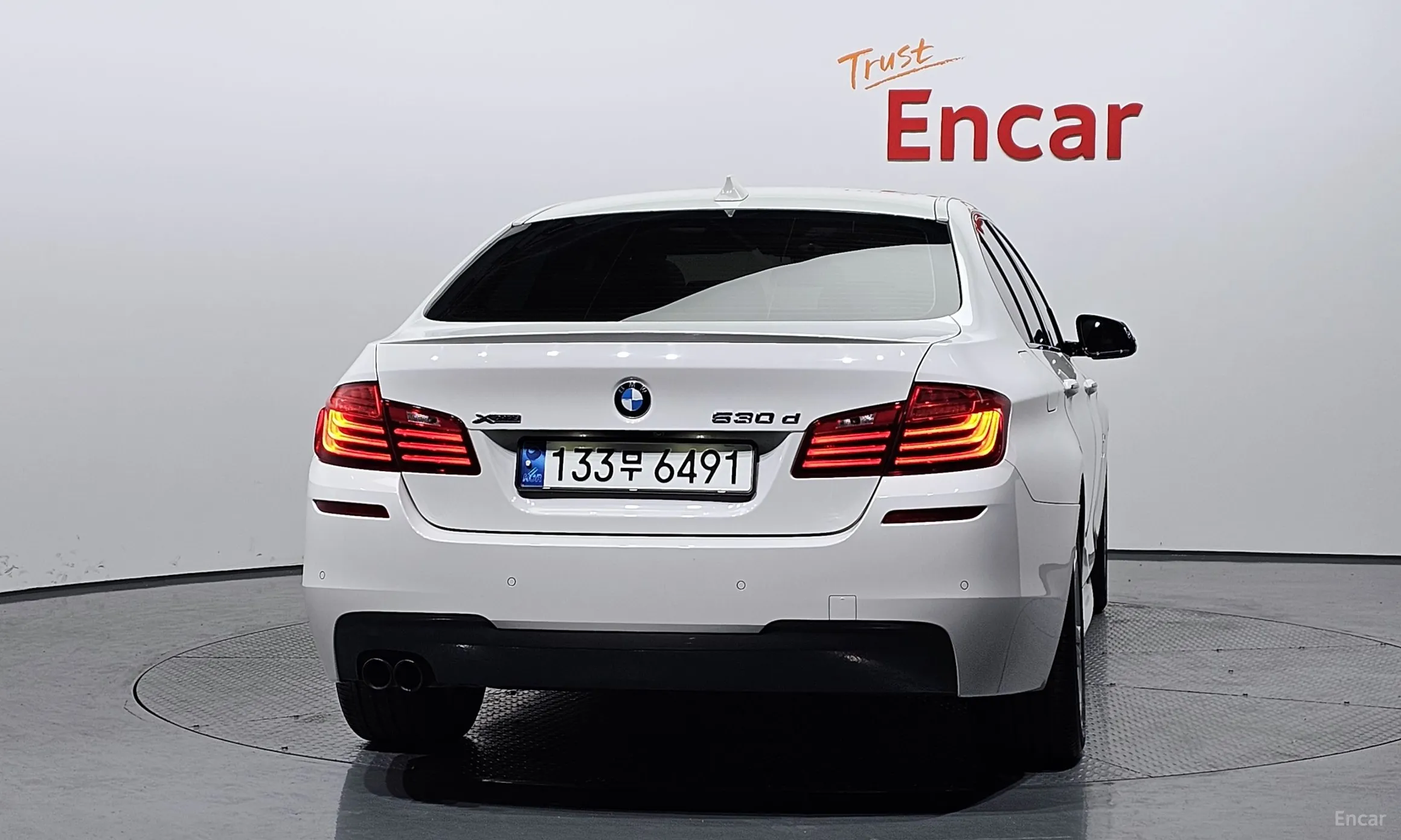 BMW 5 Series (F10) превью 3