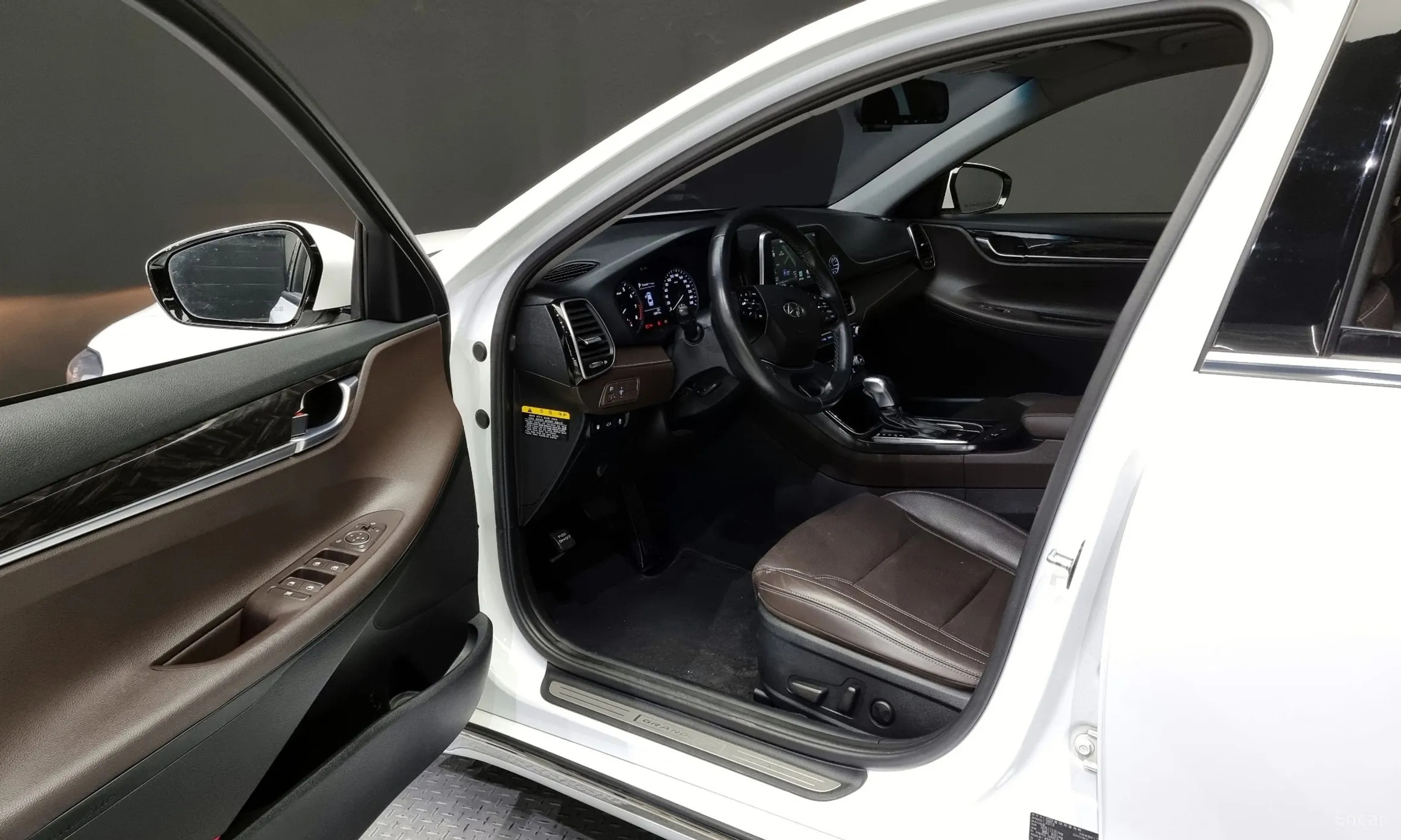 Hyundai Grandeur IG превью 10