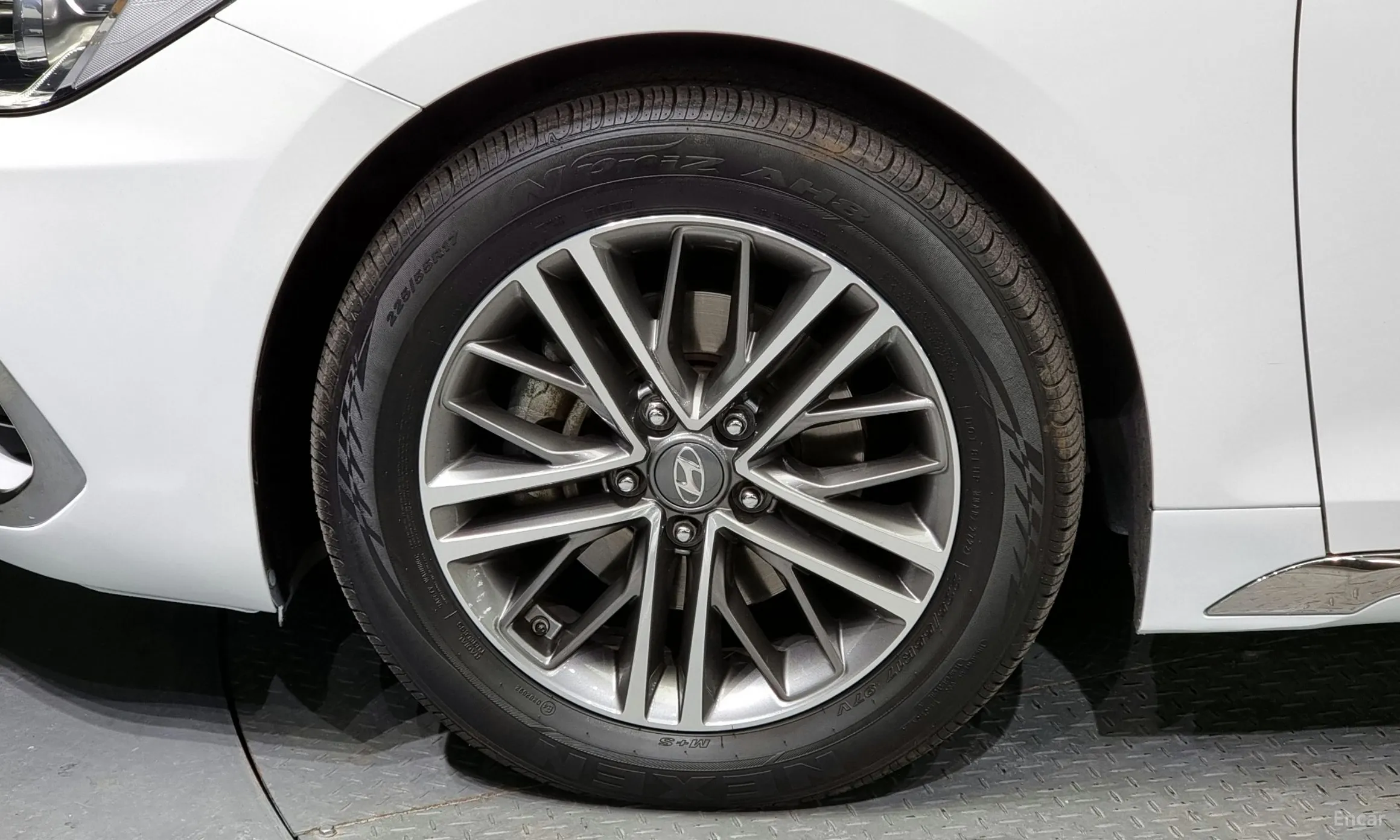 Hyundai Grandeur IG превью 5