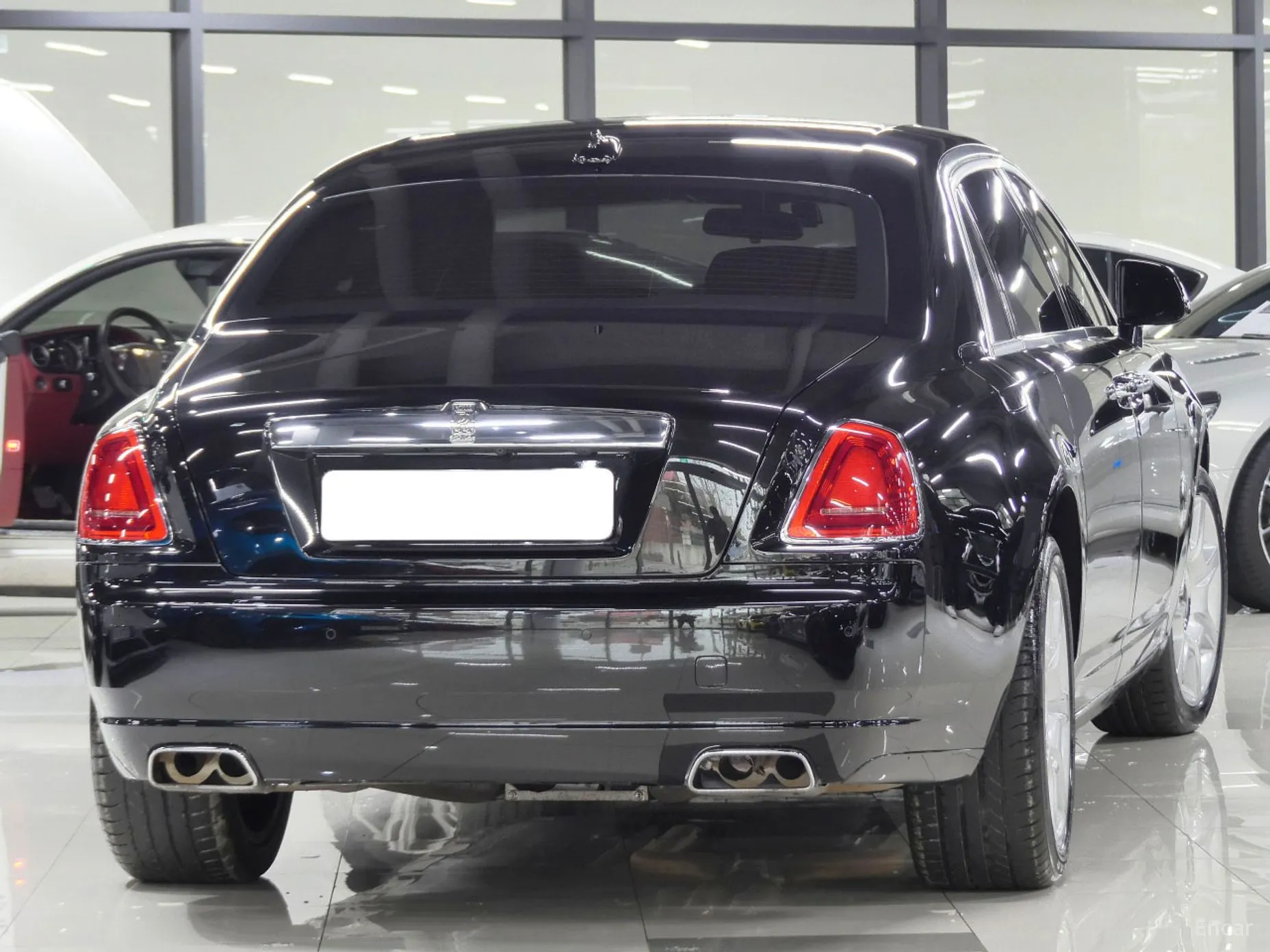 Rolls-Royce Ghost превью 3