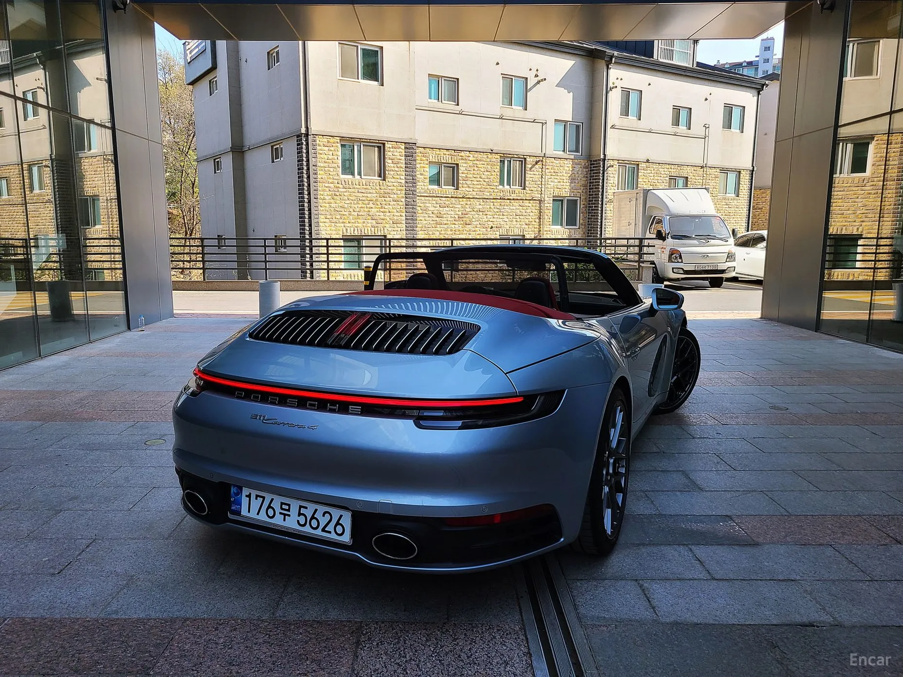 Porsche 911 (992) превью 2
