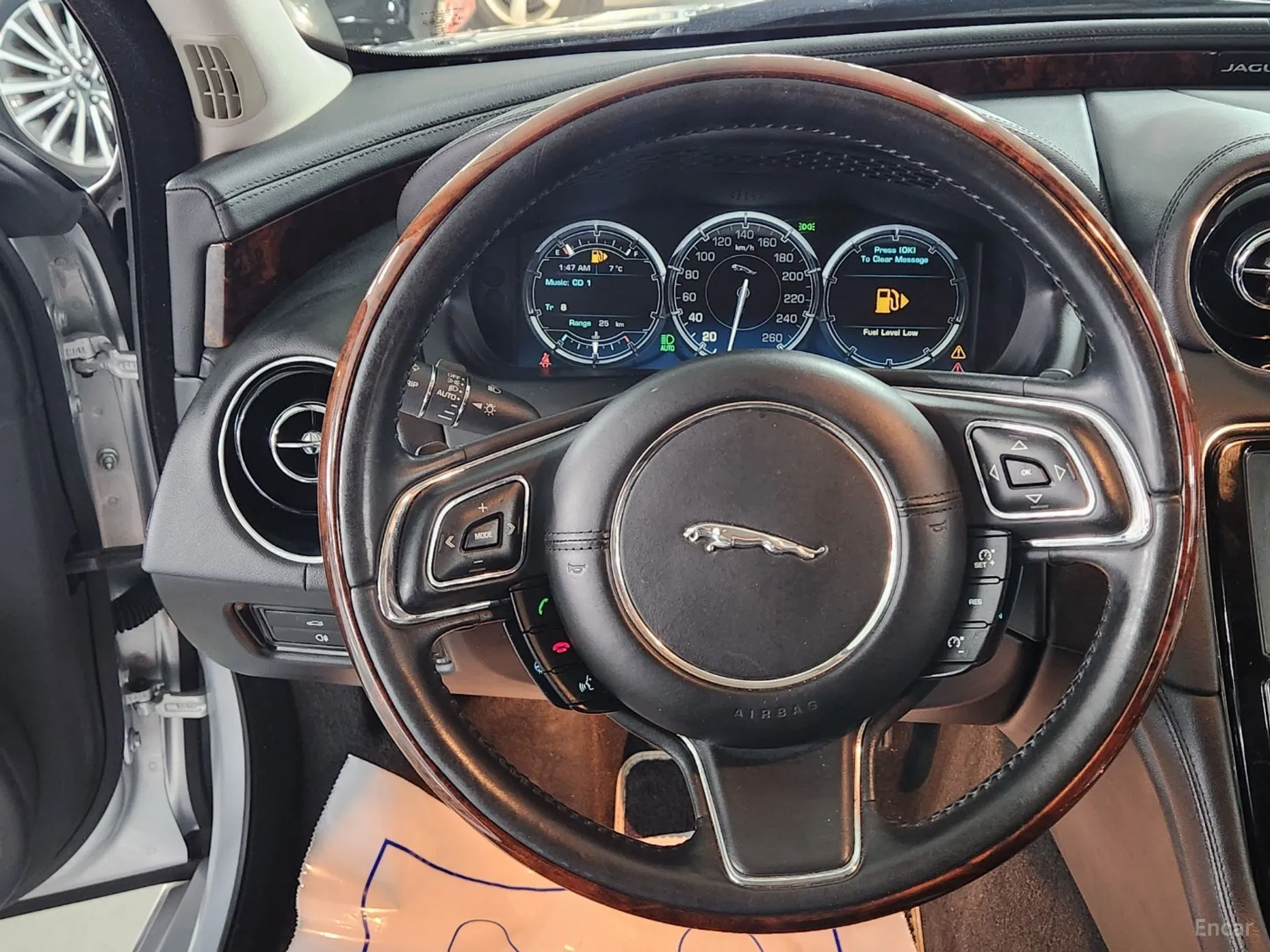Jaguar All New XJ превью 11