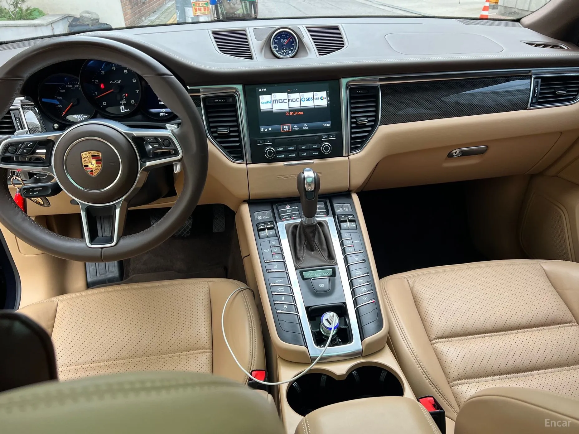 Porsche Macan превью 4