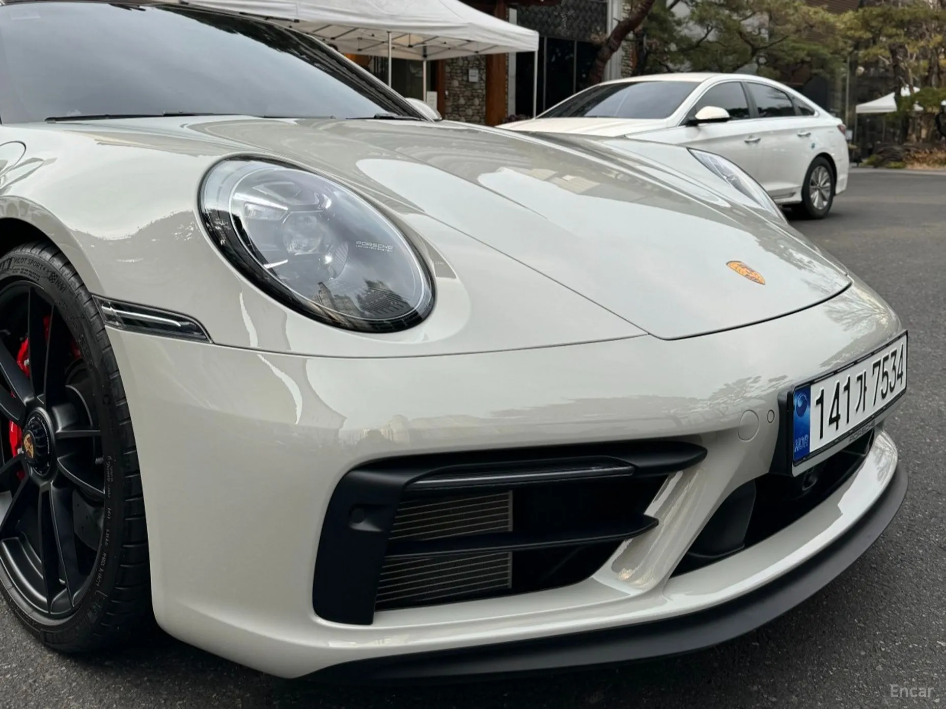 Porsche 911 (992)