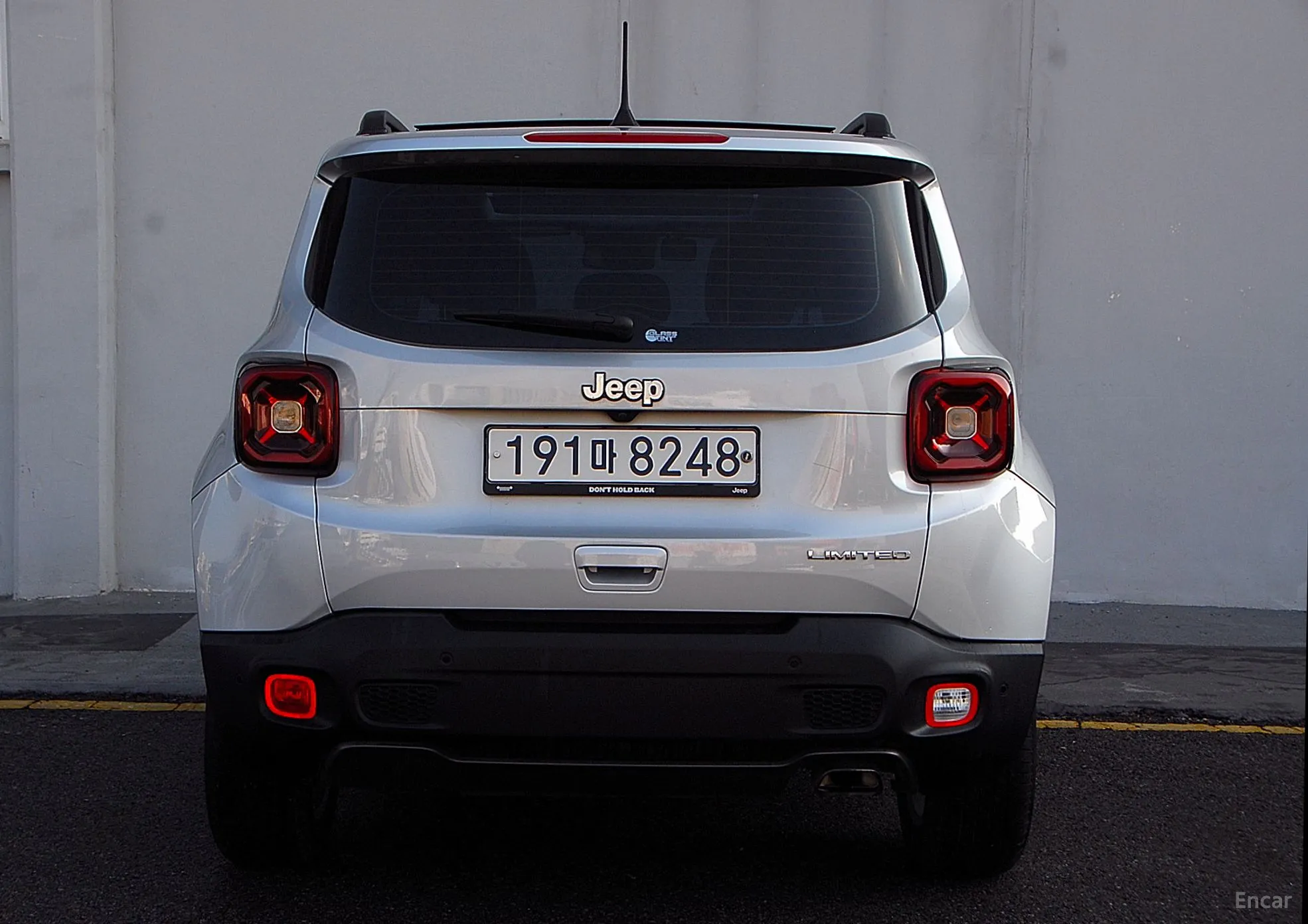 Jeep Renegade превью 3