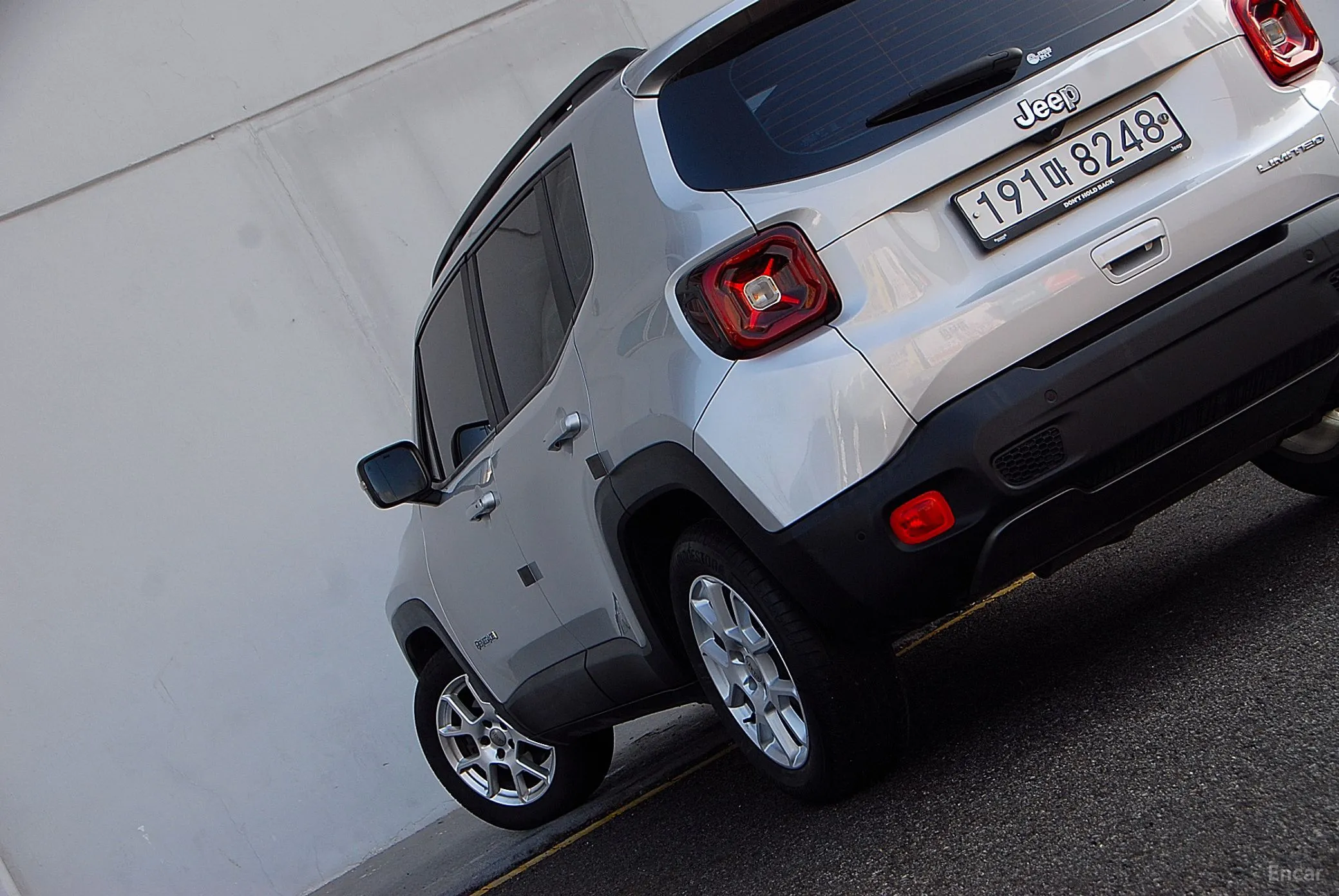 Jeep Renegade превью 5