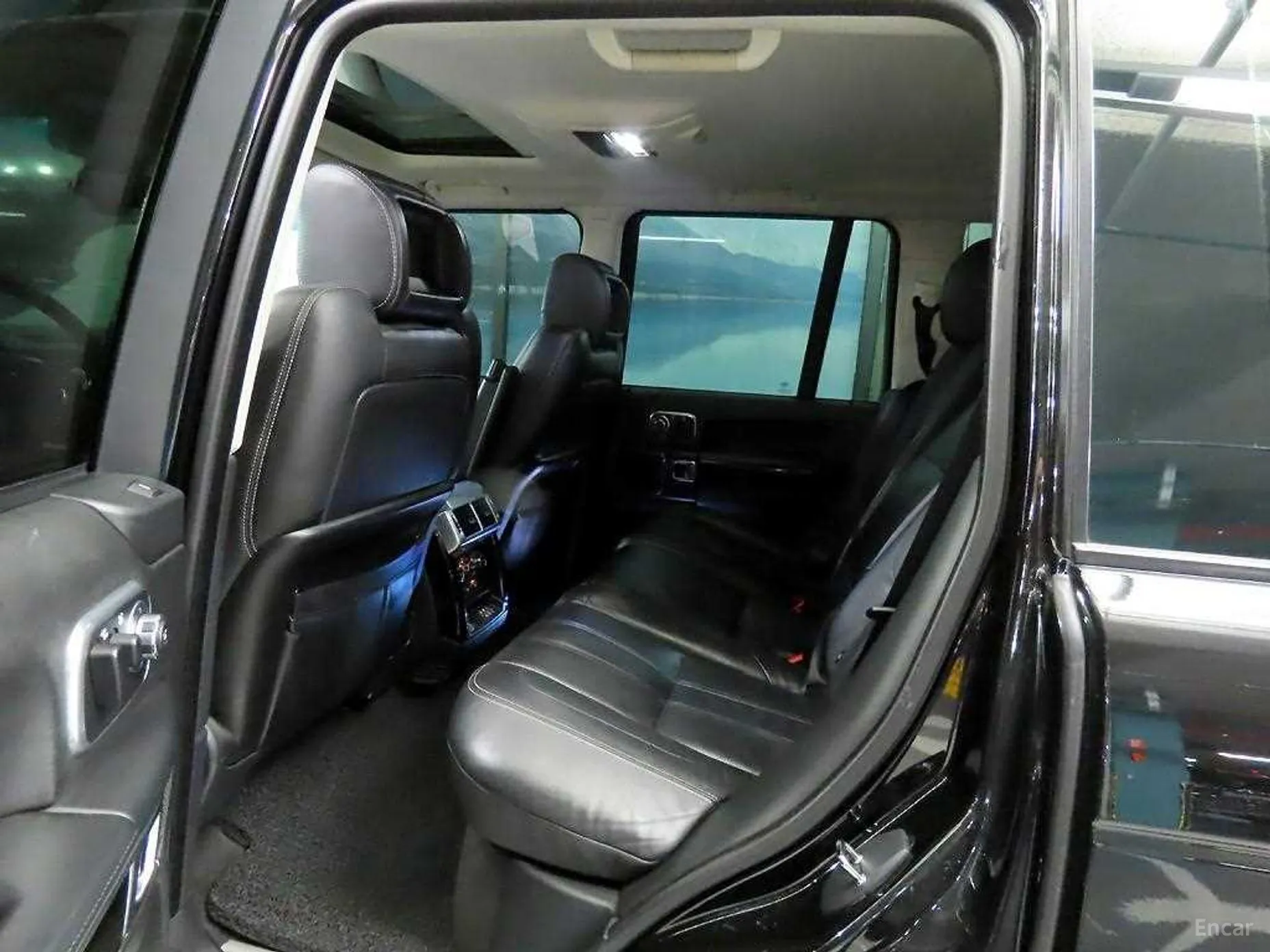 Land Rover Range Rover превью 7