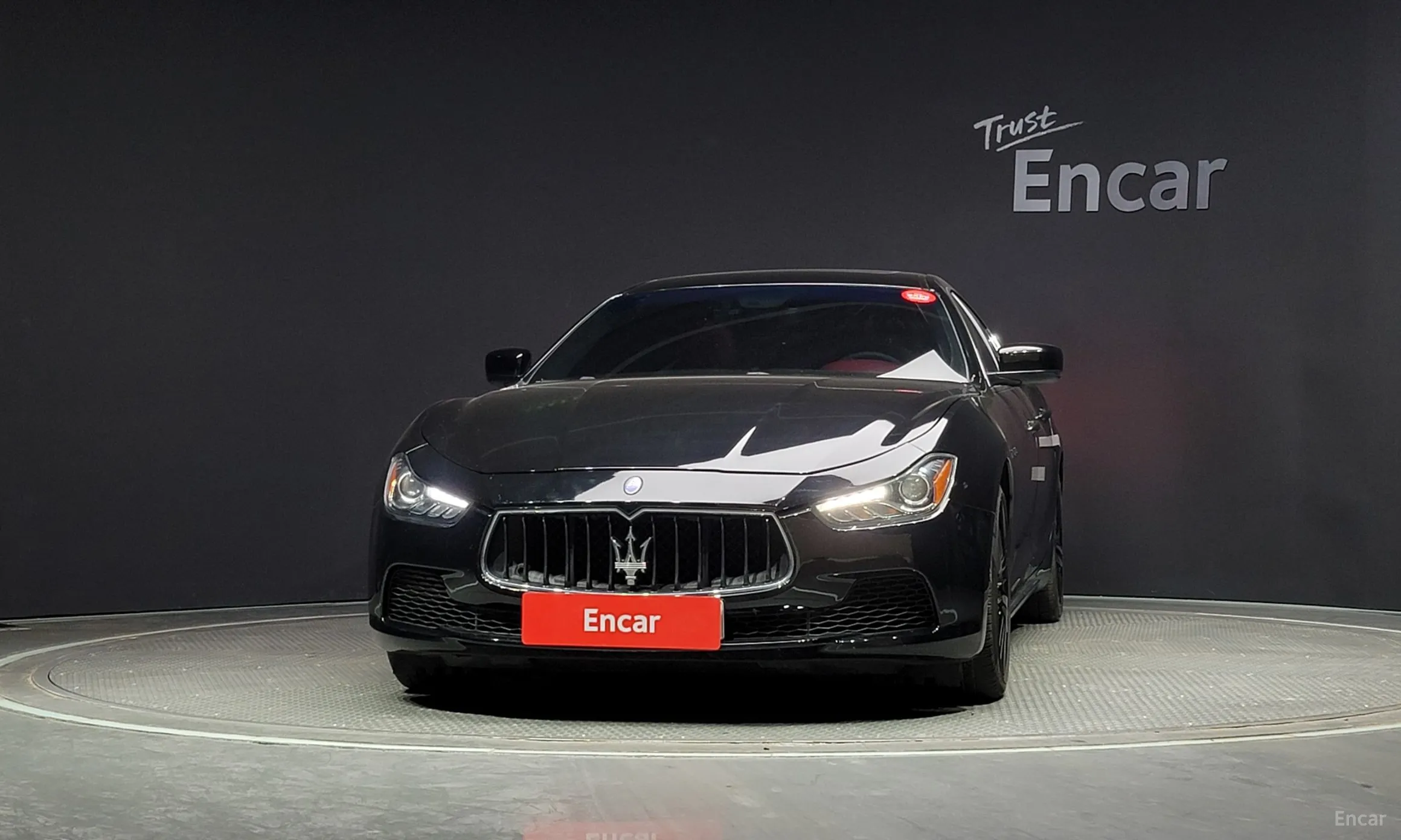 Maserati Ghibli превью 3