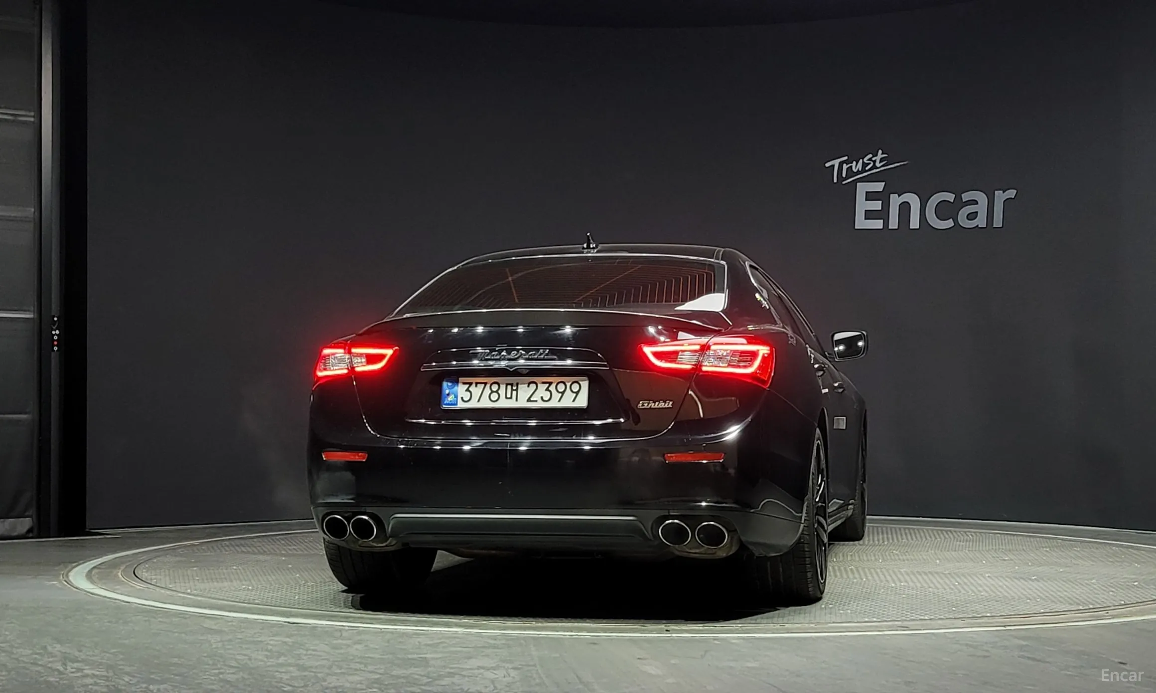Maserati Ghibli превью 4