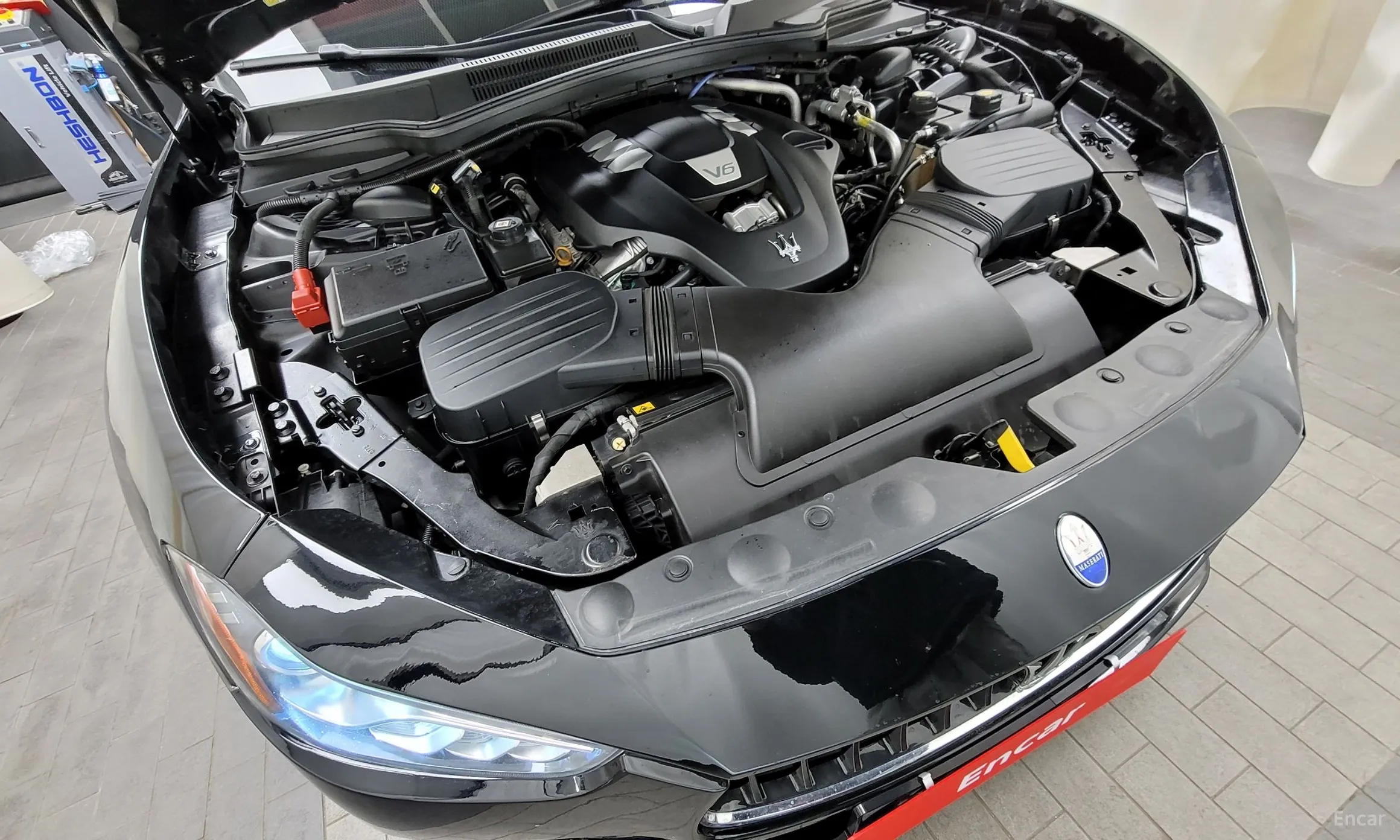 Maserati Ghibli превью 6